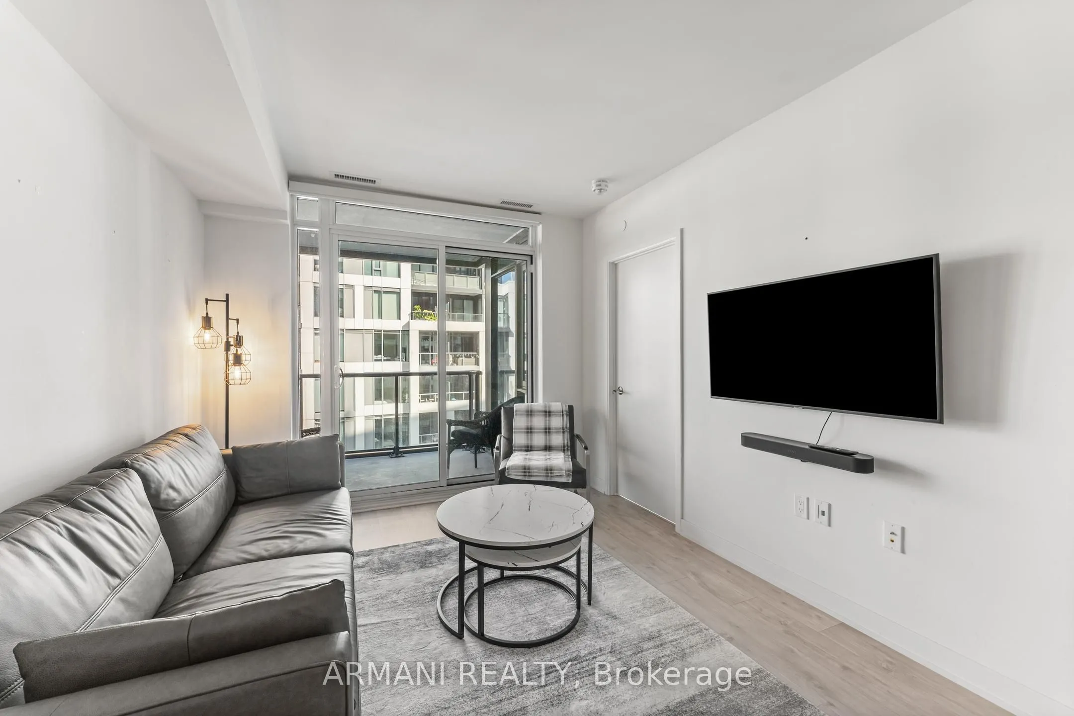 27 Bathurst Street, #1213w