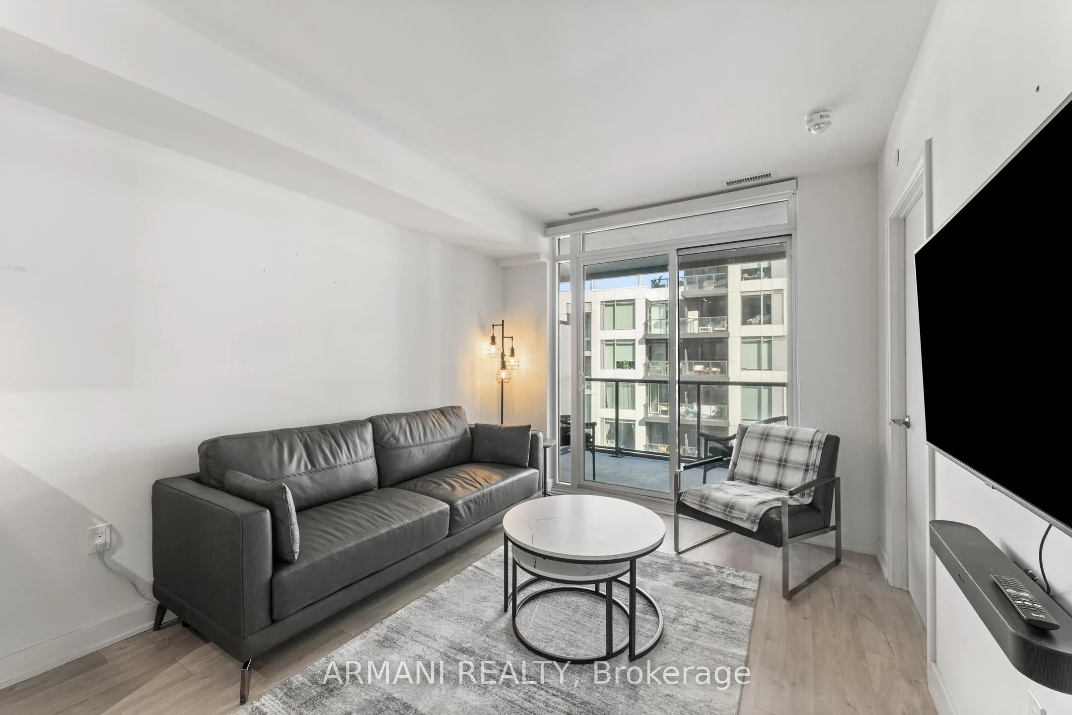 27 Bathurst Street, #1213w