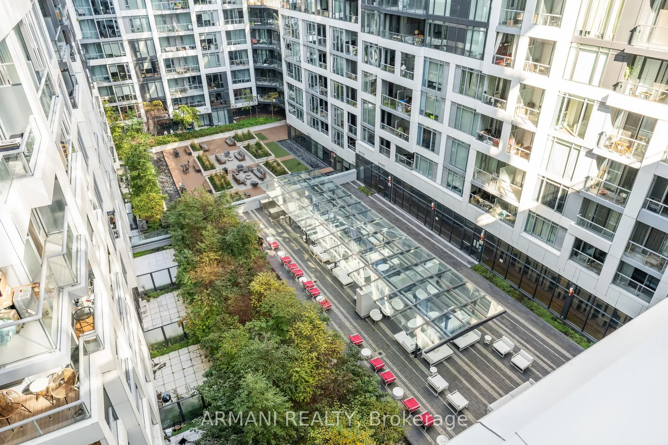 27 Bathurst Street, #1213w