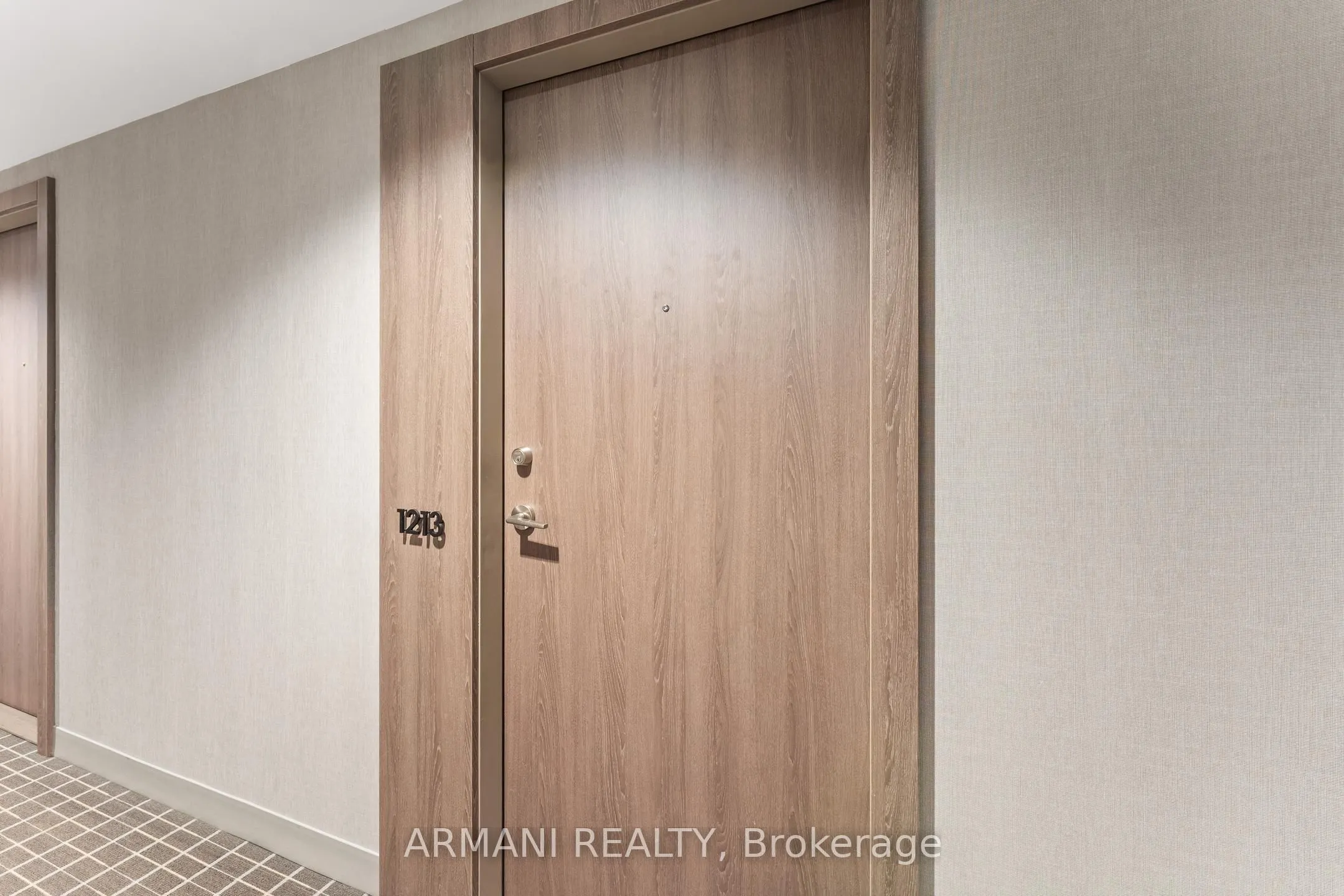 27 Bathurst Street, #1213w