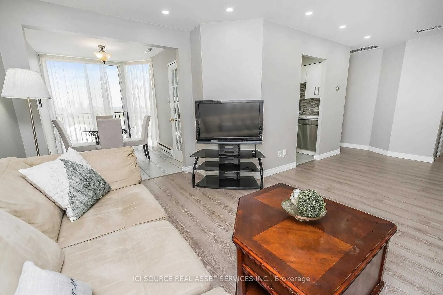 5795 Yonge Street, #1102