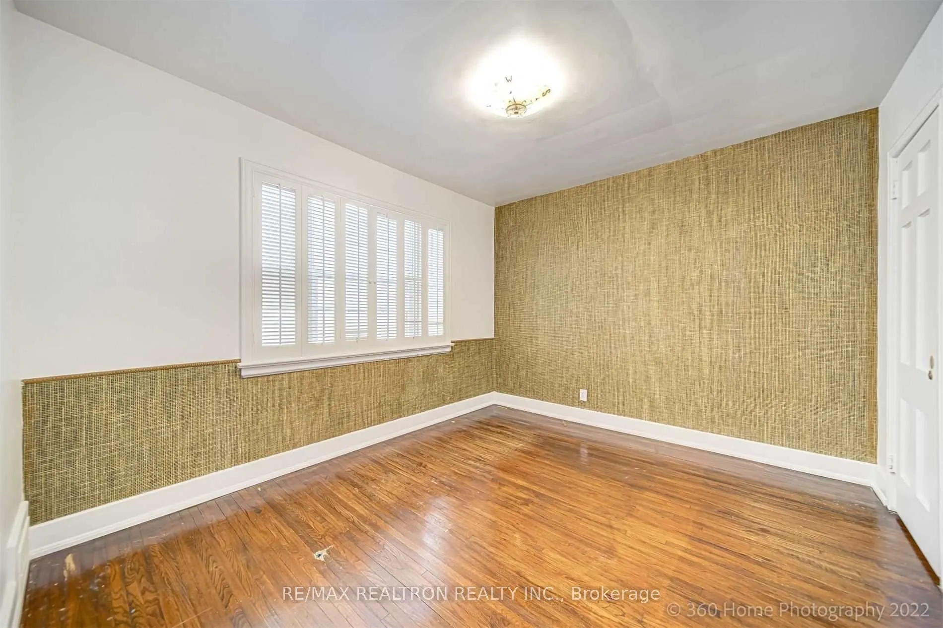 6 Shelborne Avenue