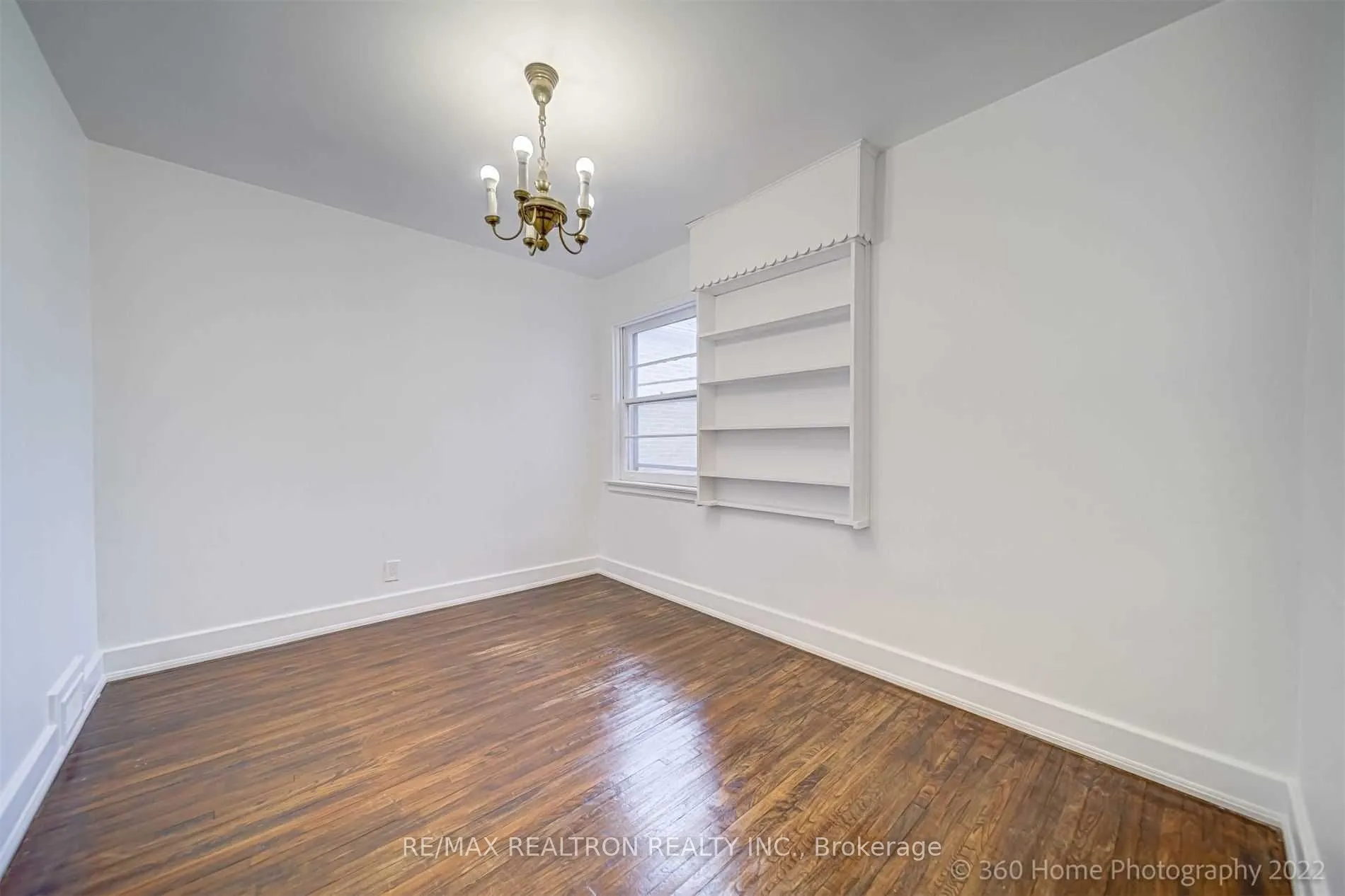 6 Shelborne Avenue