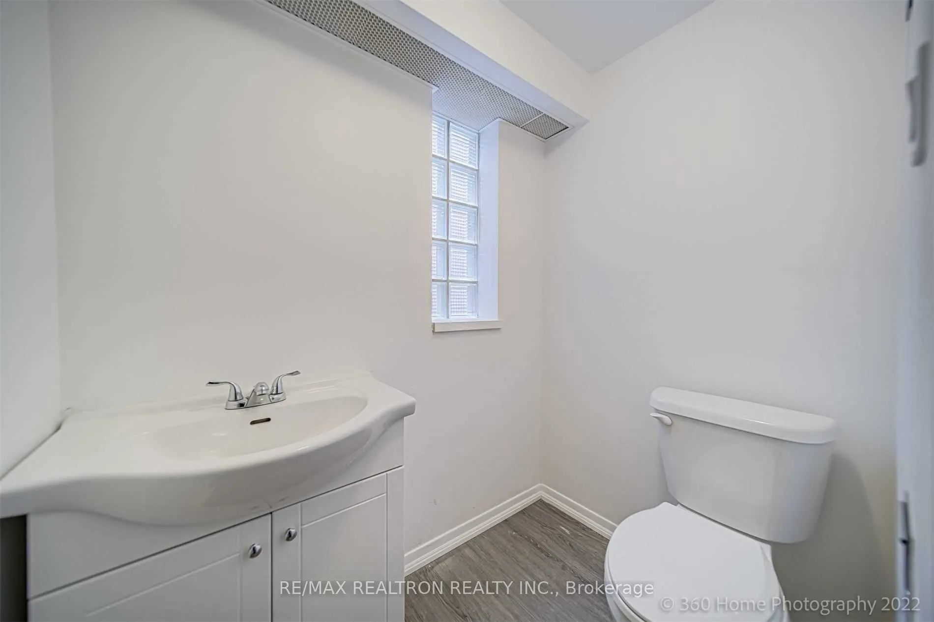6 Shelborne Avenue