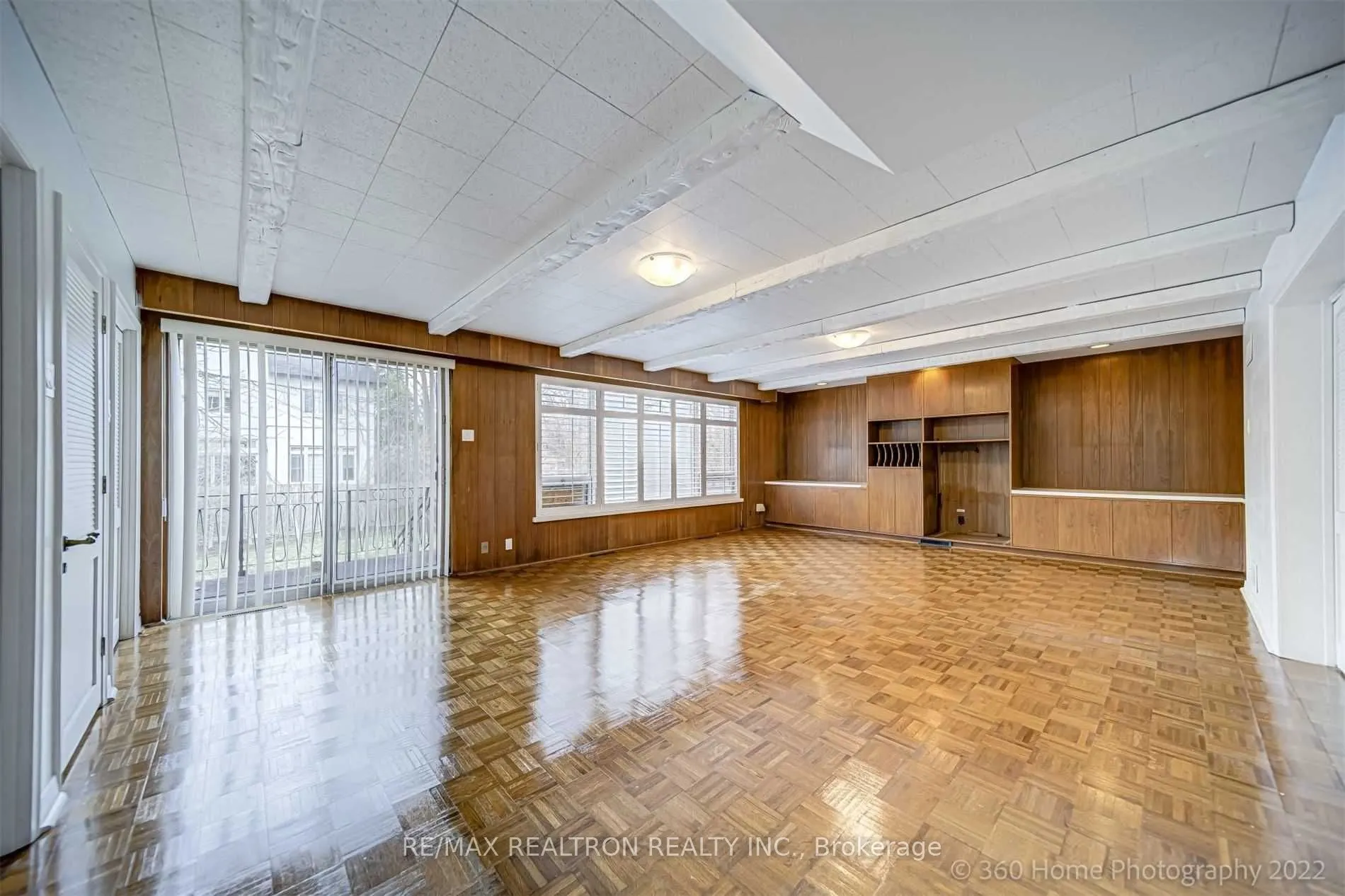 6 Shelborne Avenue