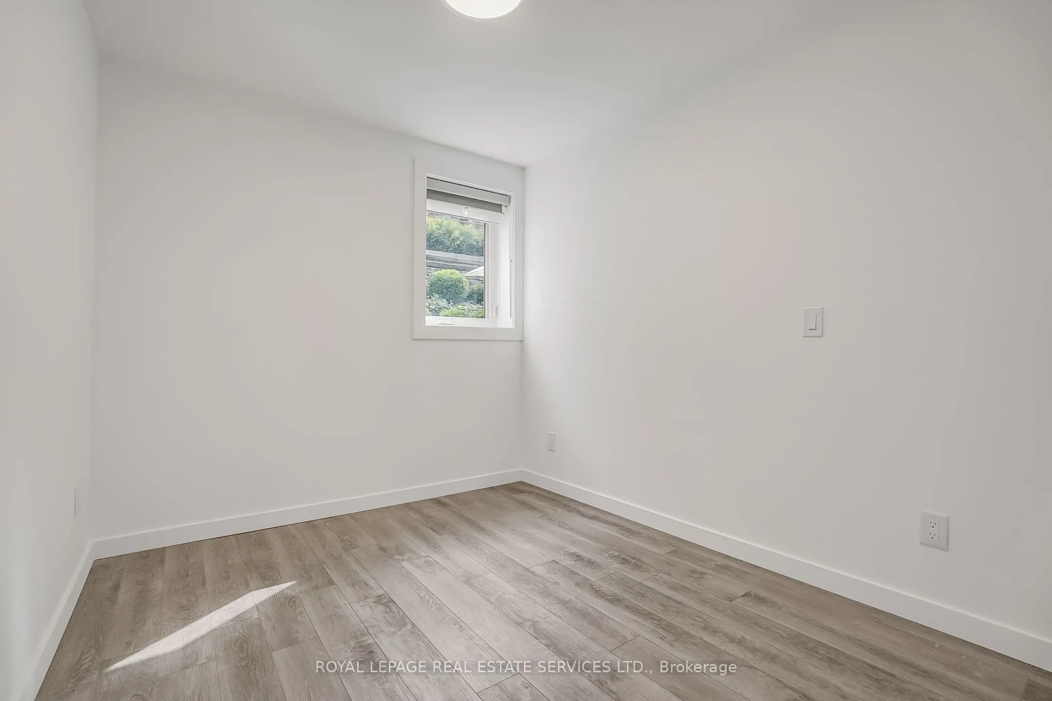 439 Winona Drive, #A