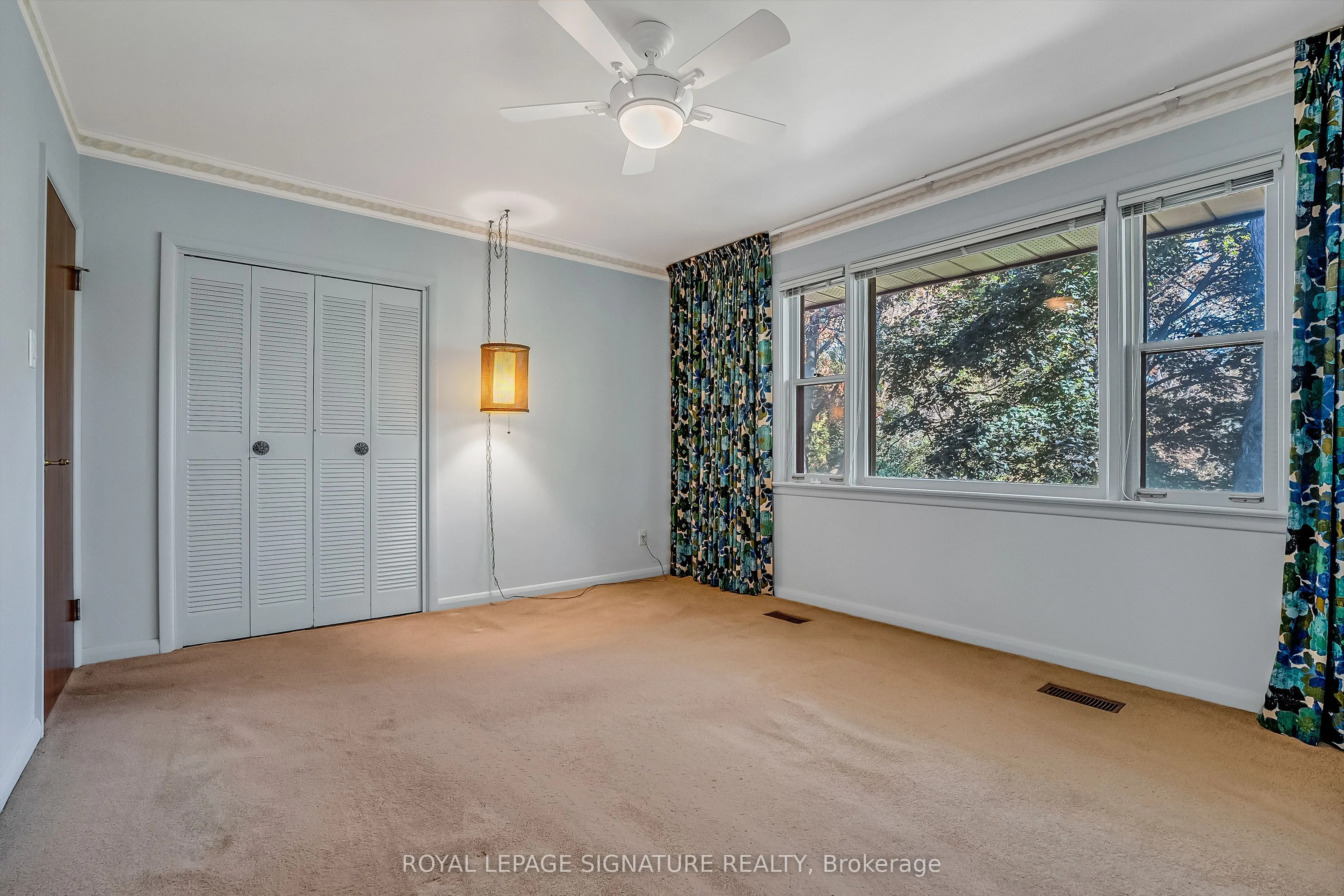 24 Hockley Place