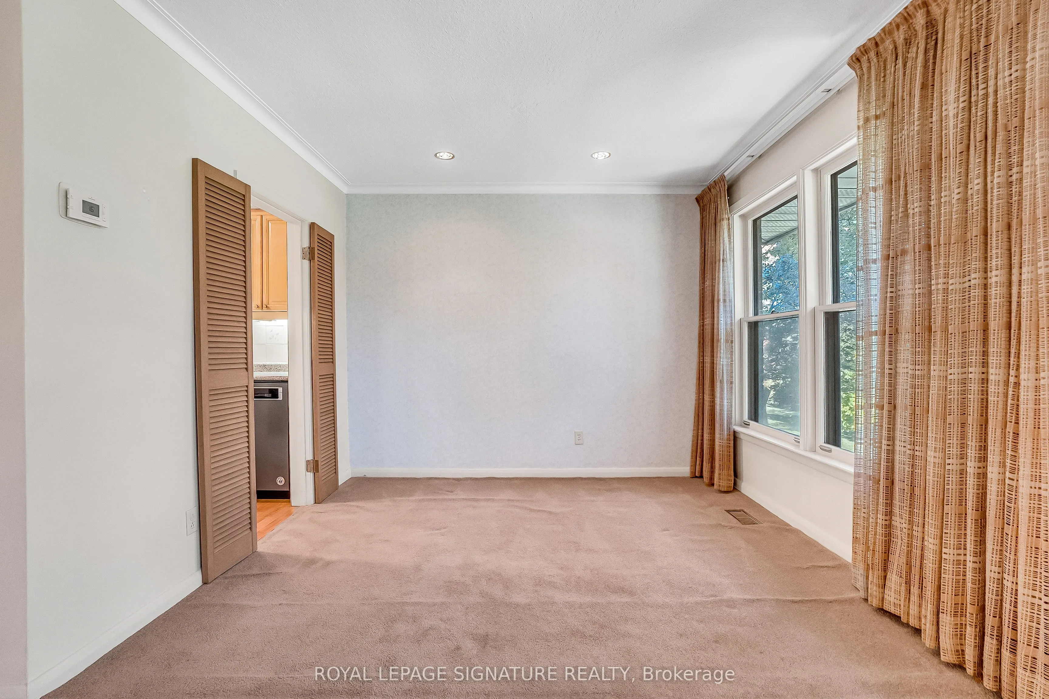 24 Hockley Place