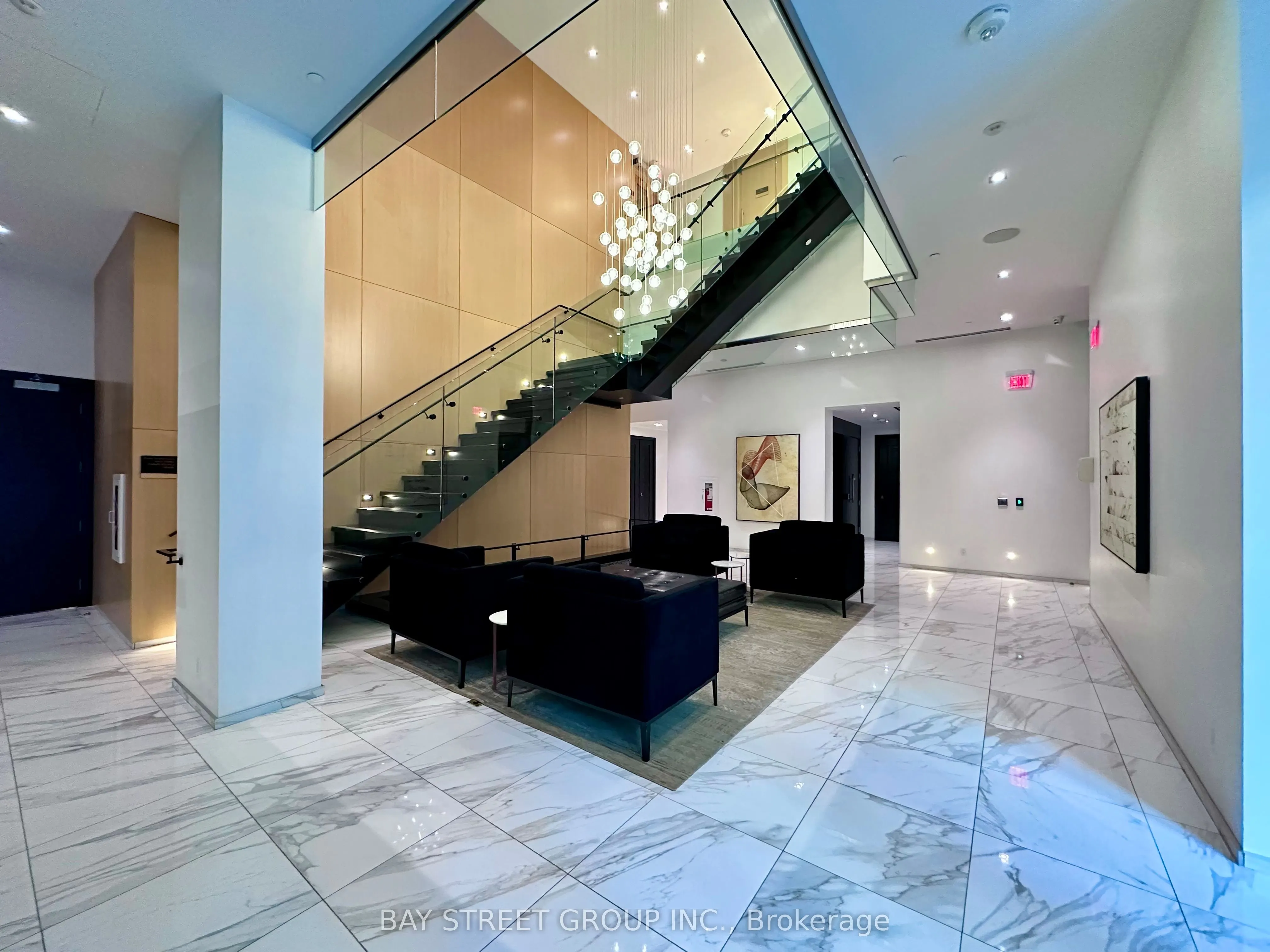 101 erskine Avenue, #2006