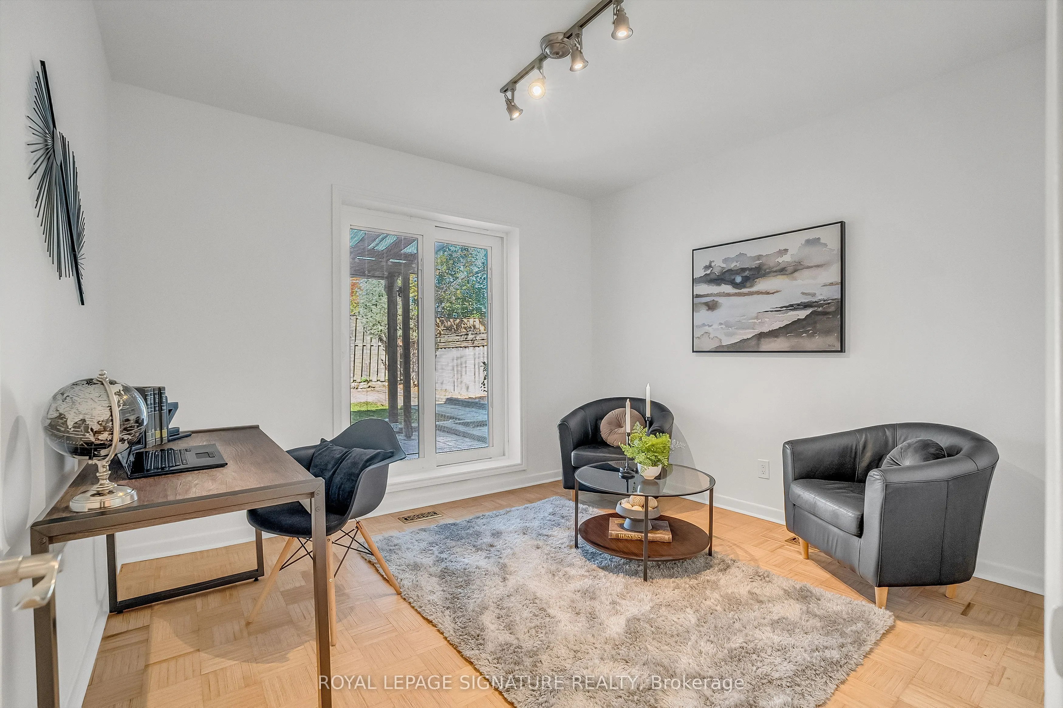 12 Slidell Crescent