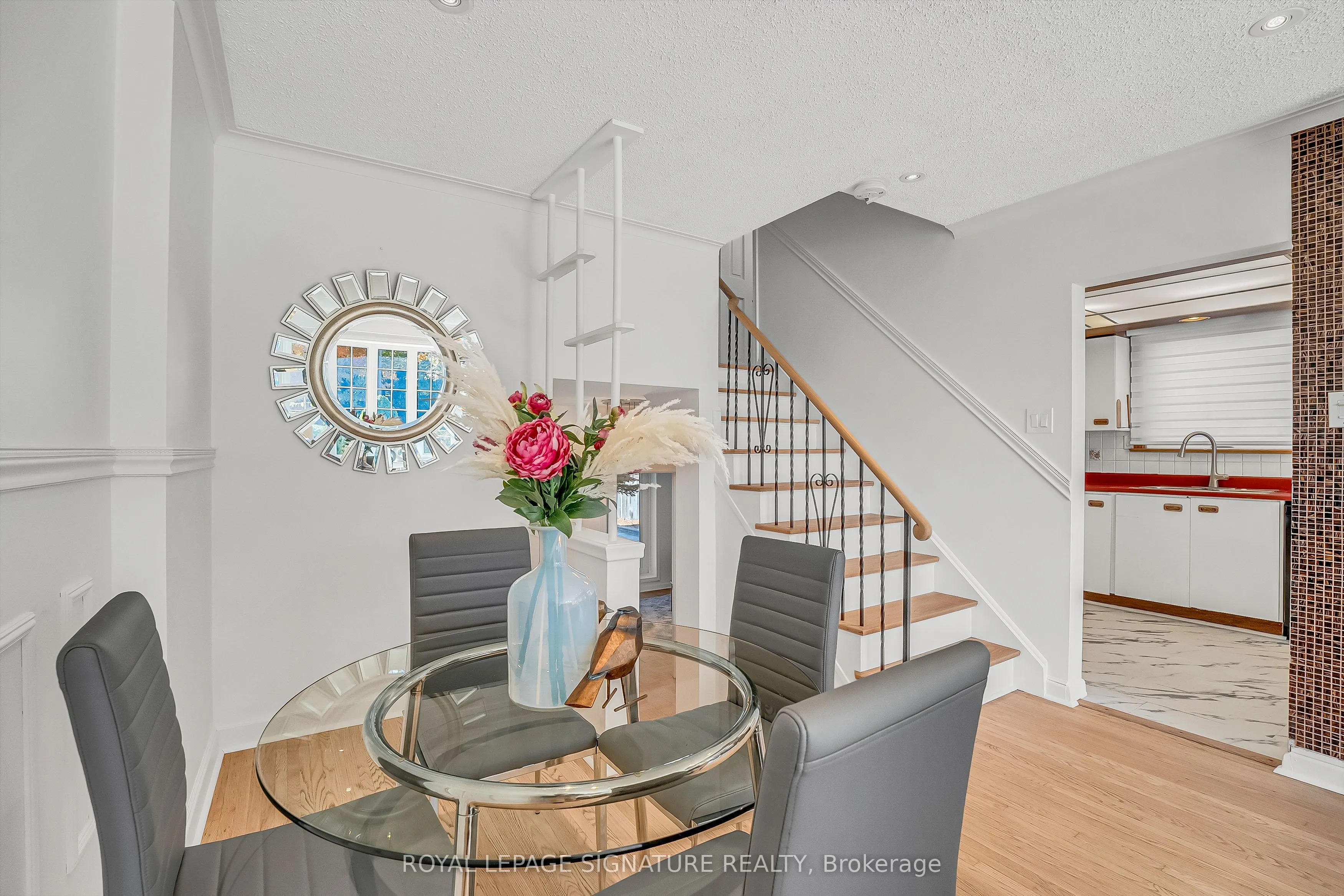 12 Slidell Crescent