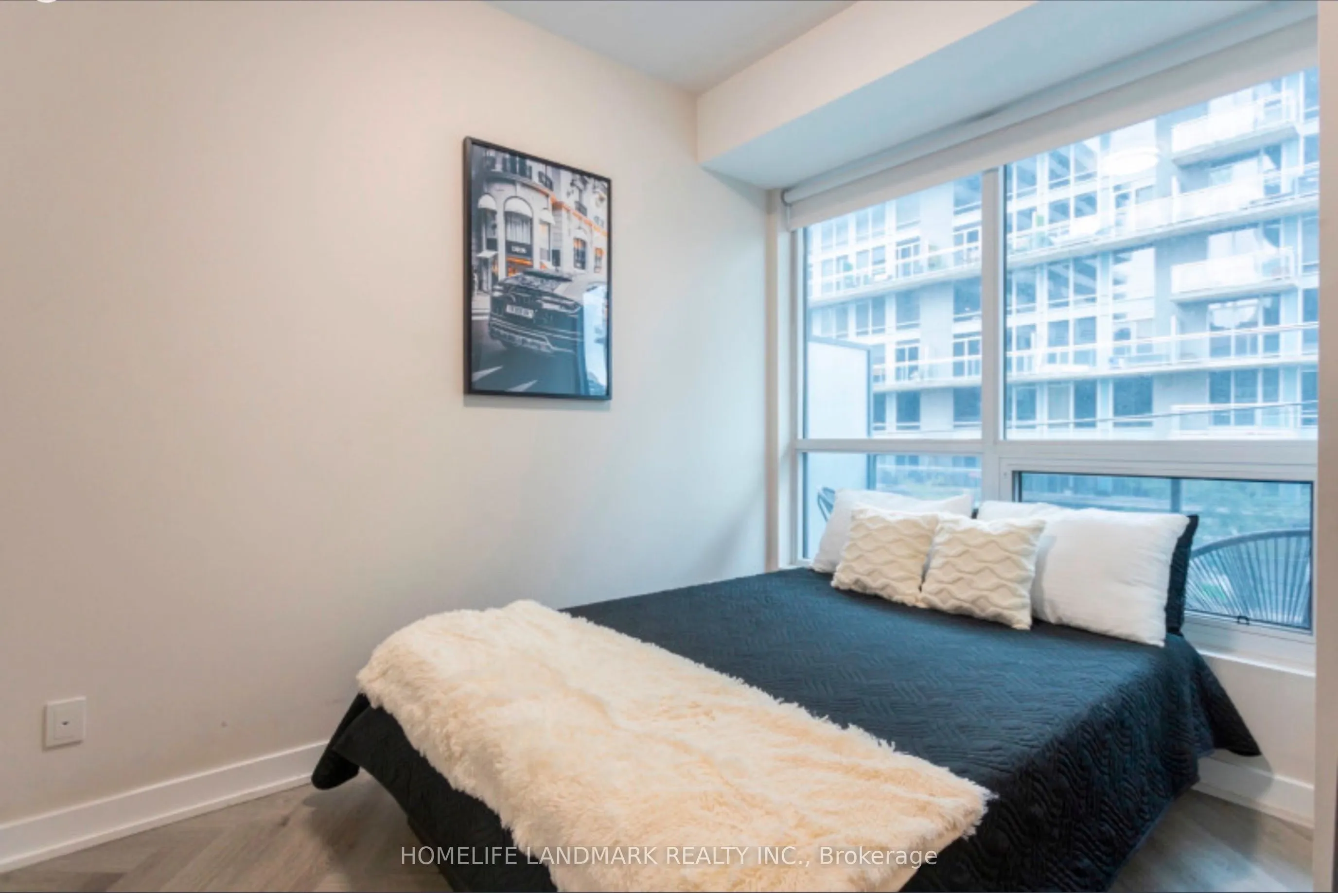 1030 King Street W, #228