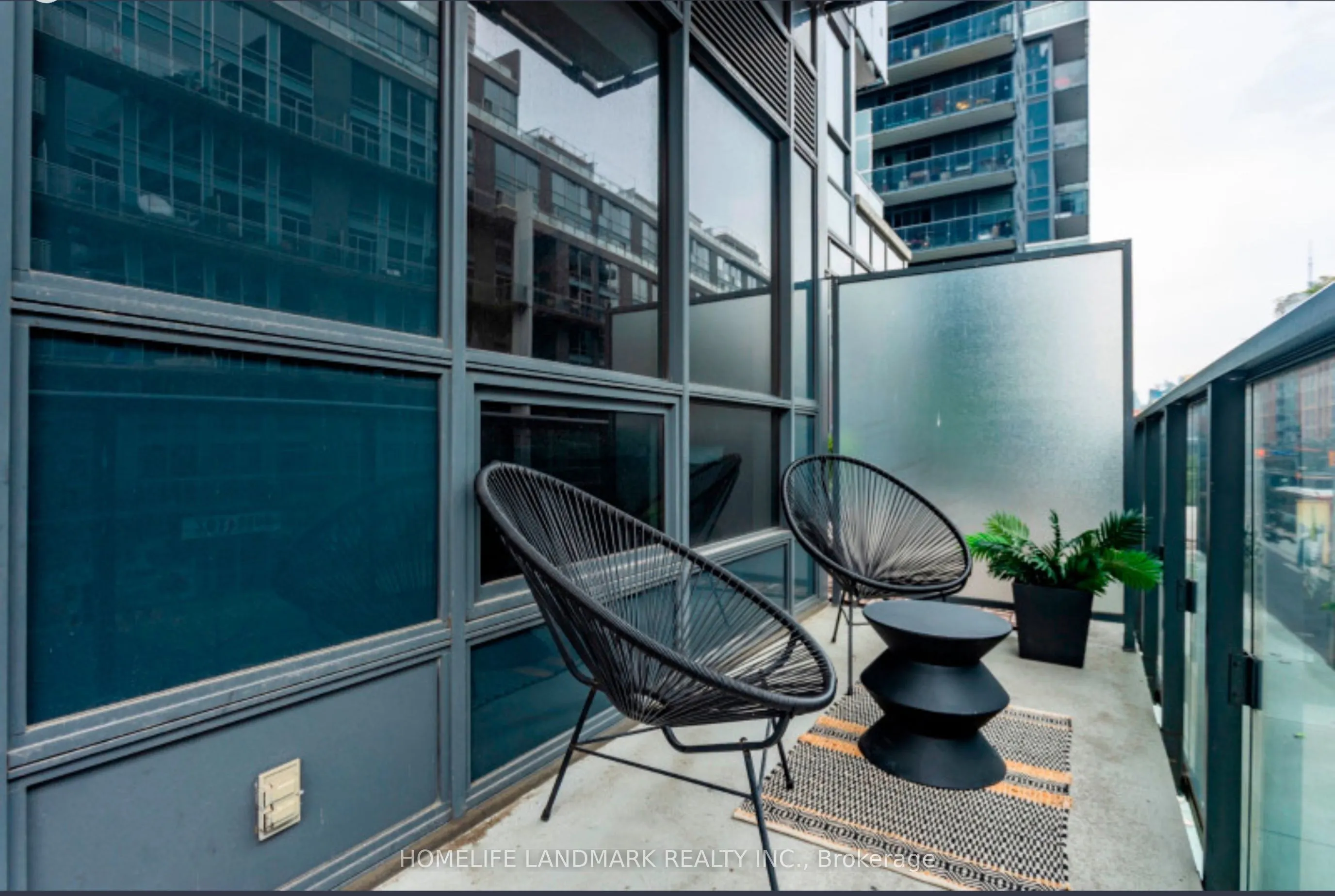 1030 King Street W, #228