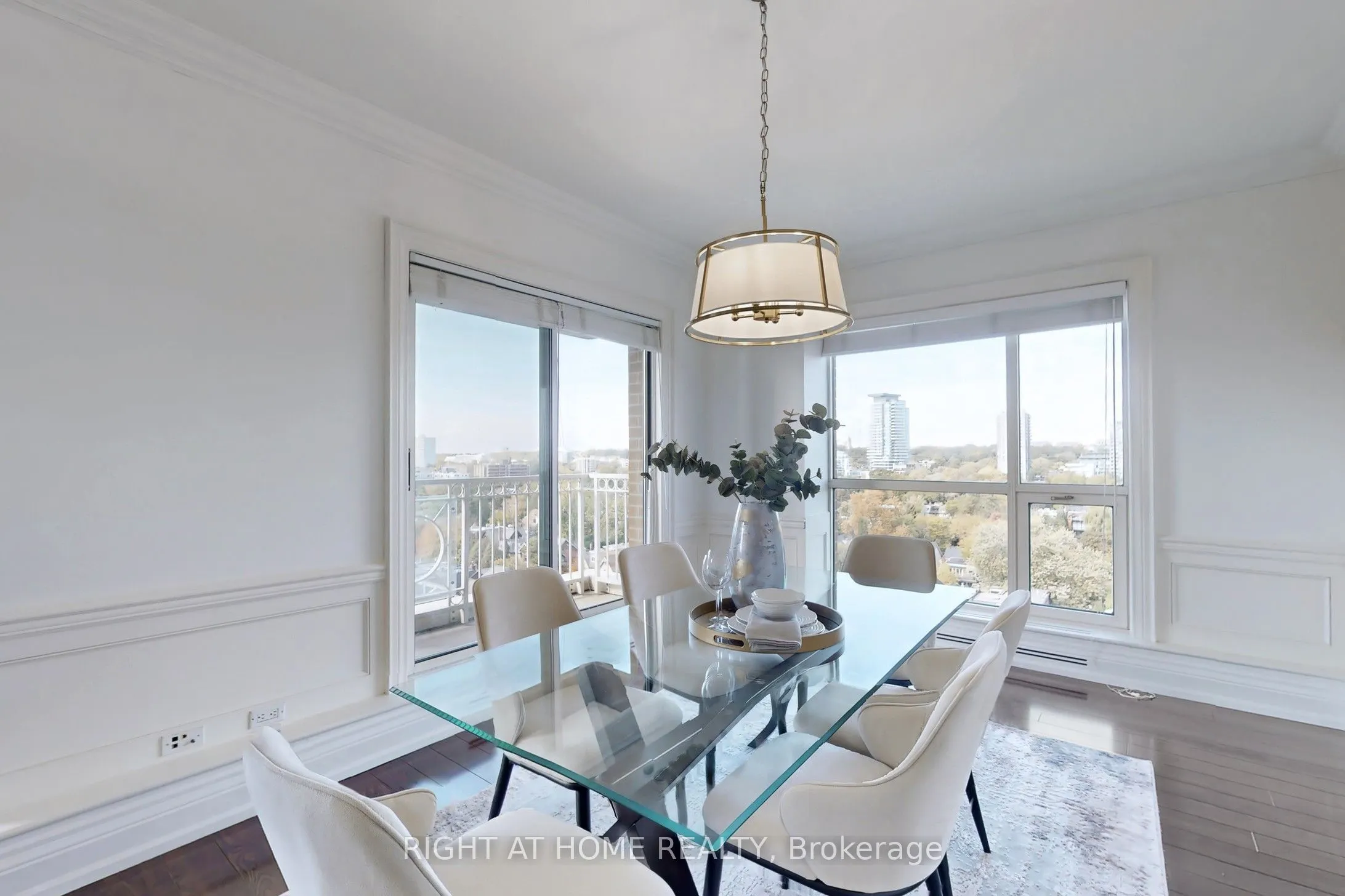 38 Avenue Road, #1201