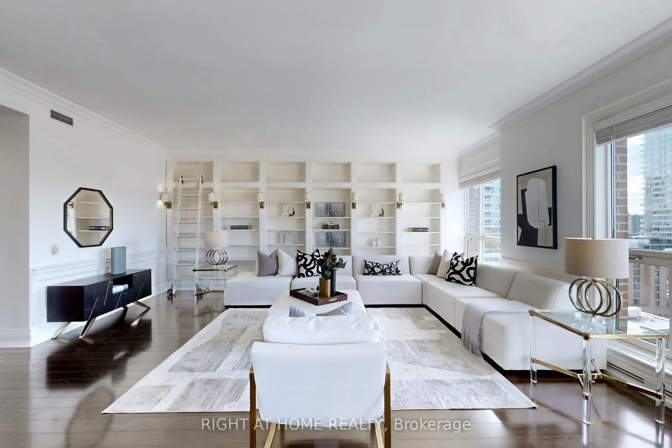 38 Avenue Road, #1201