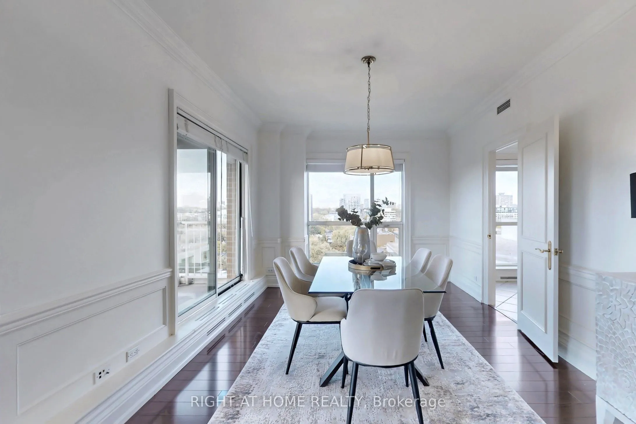 38 Avenue Road, #1201