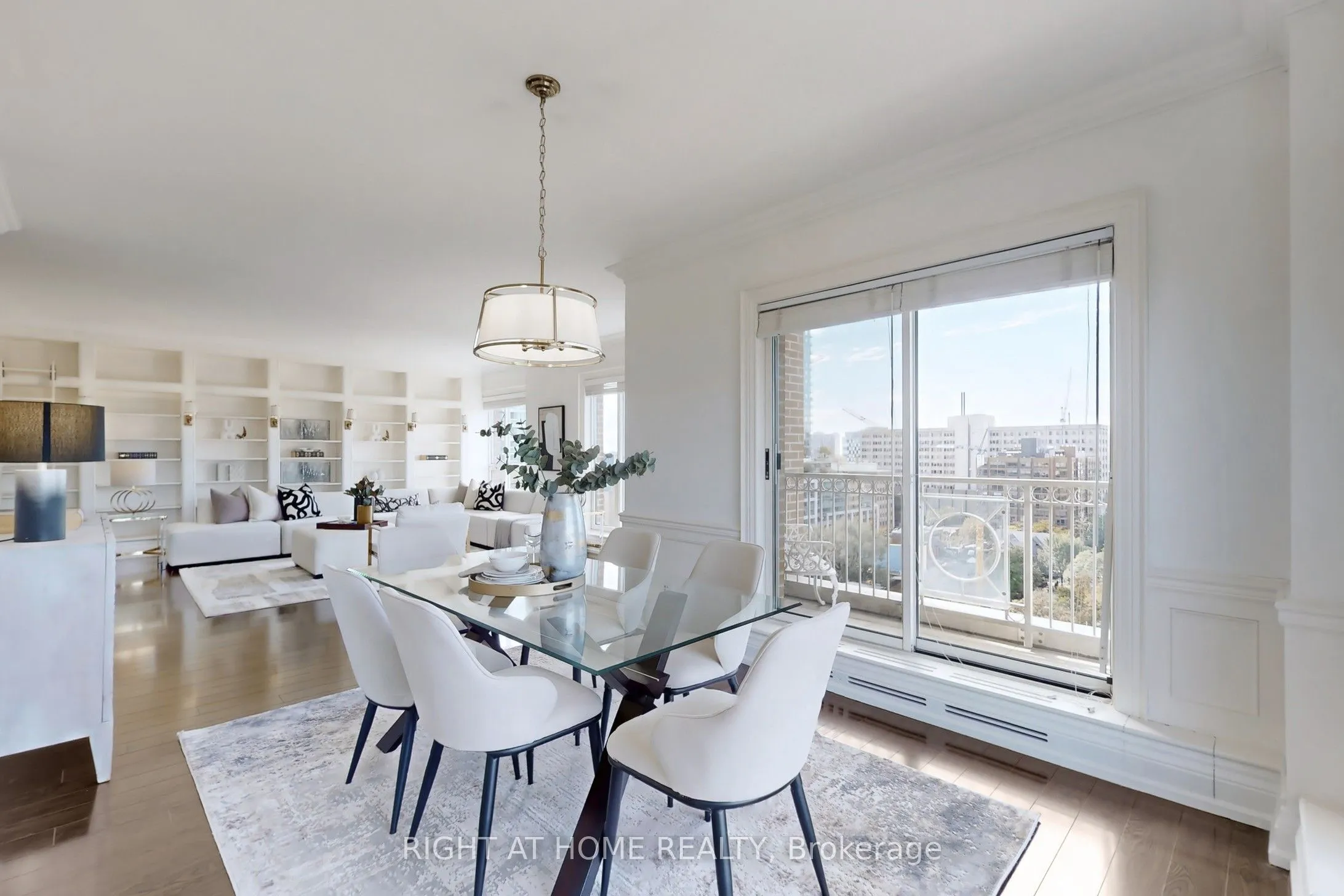 38 Avenue Road, #1201
