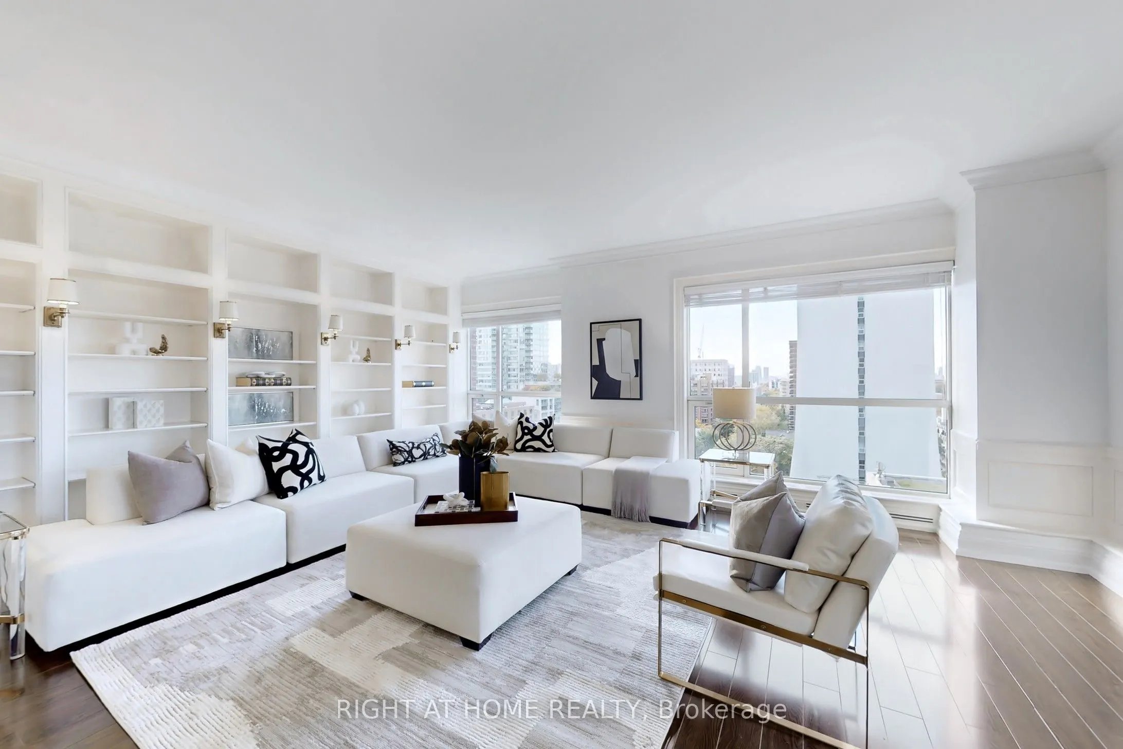 38 Avenue Road, #1201