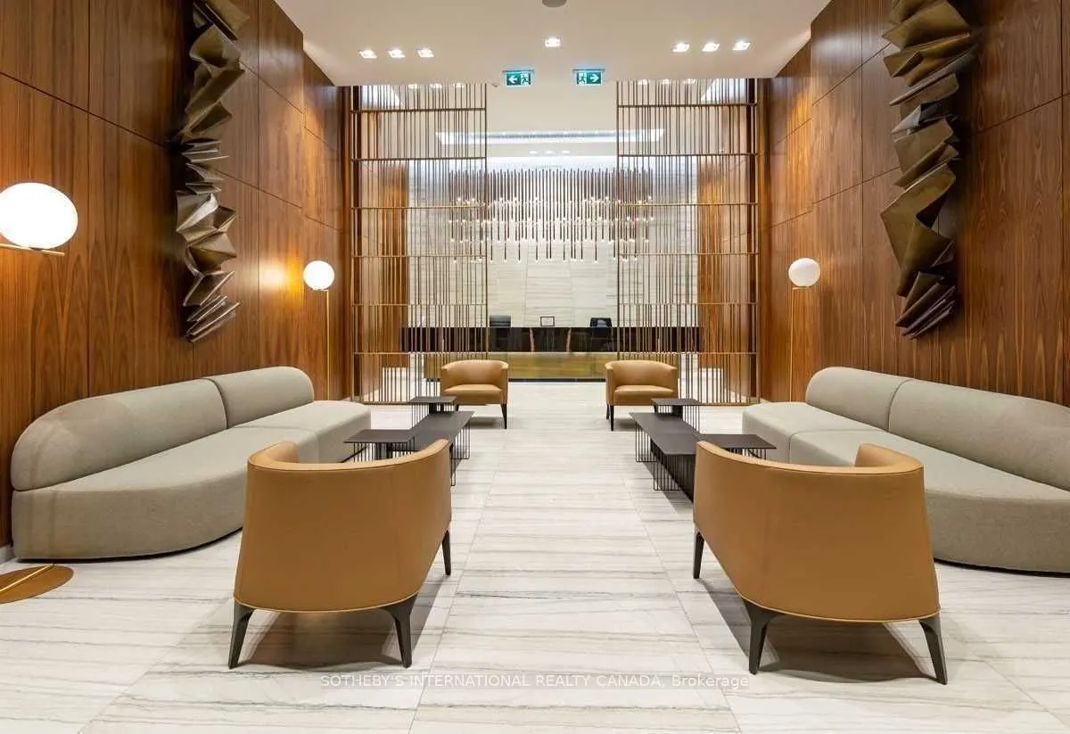 8 Eglinton Avenue E, #4211