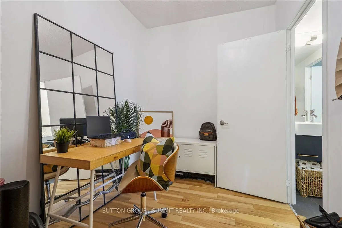 38 Dan Leckie Way, #515