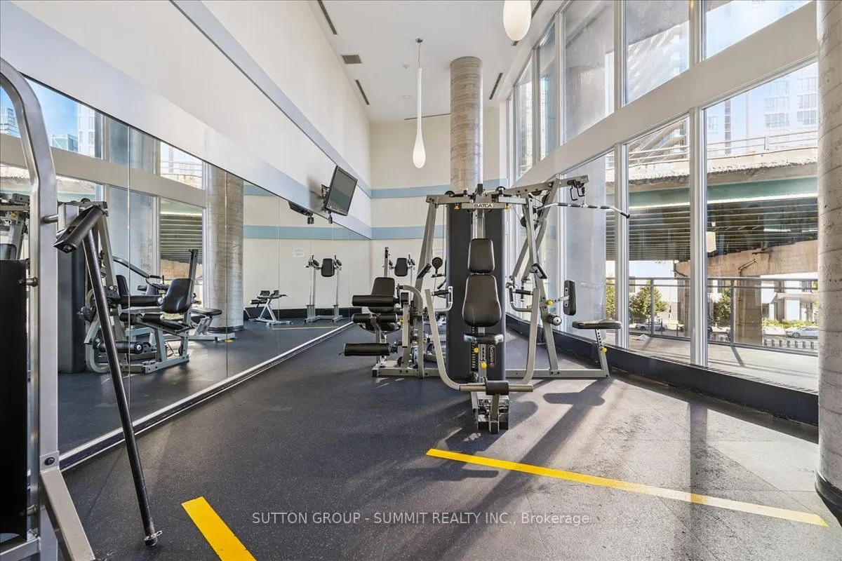38 Dan Leckie Way, #515