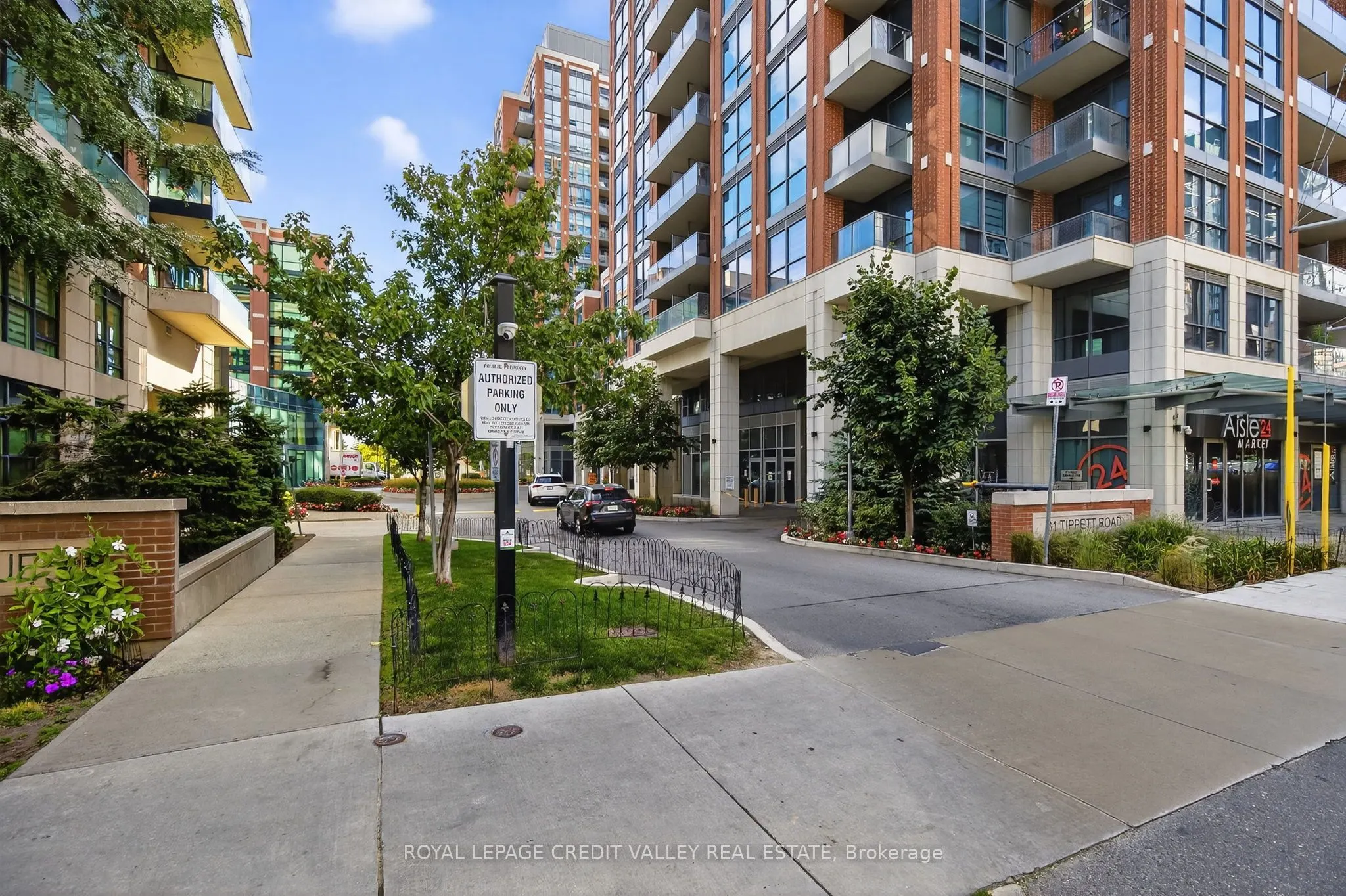 525 Wilson Avenue, #334