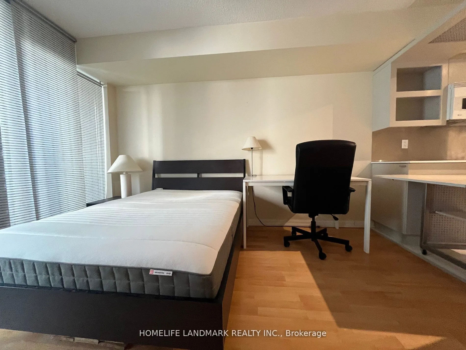 111 Elizabeth Street, #751
