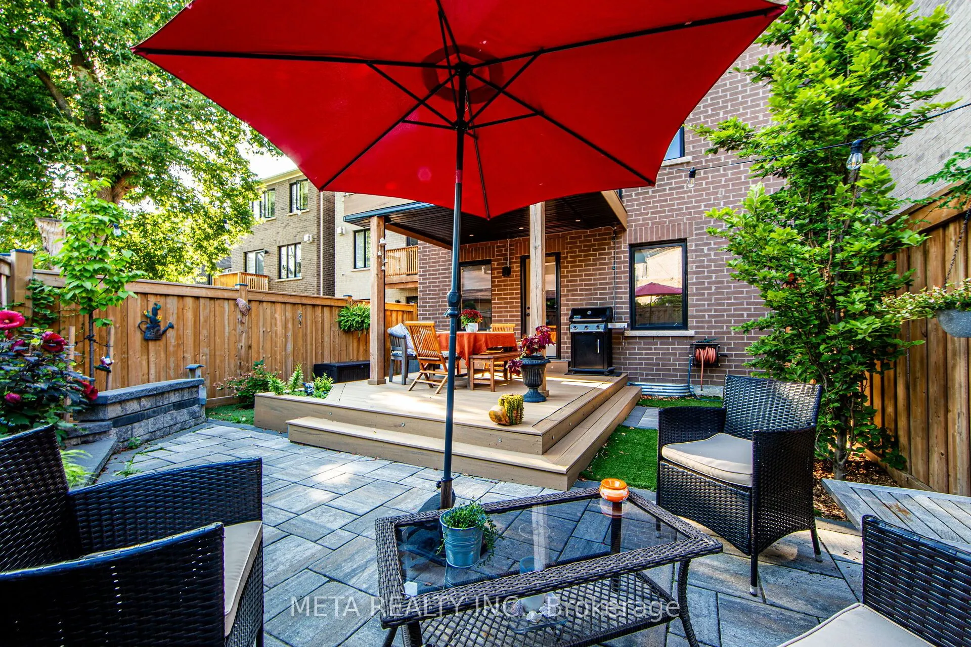 23 Hollyhock Court