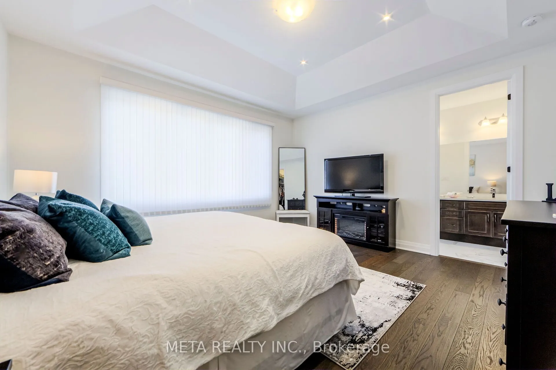 23 Hollyhock Court