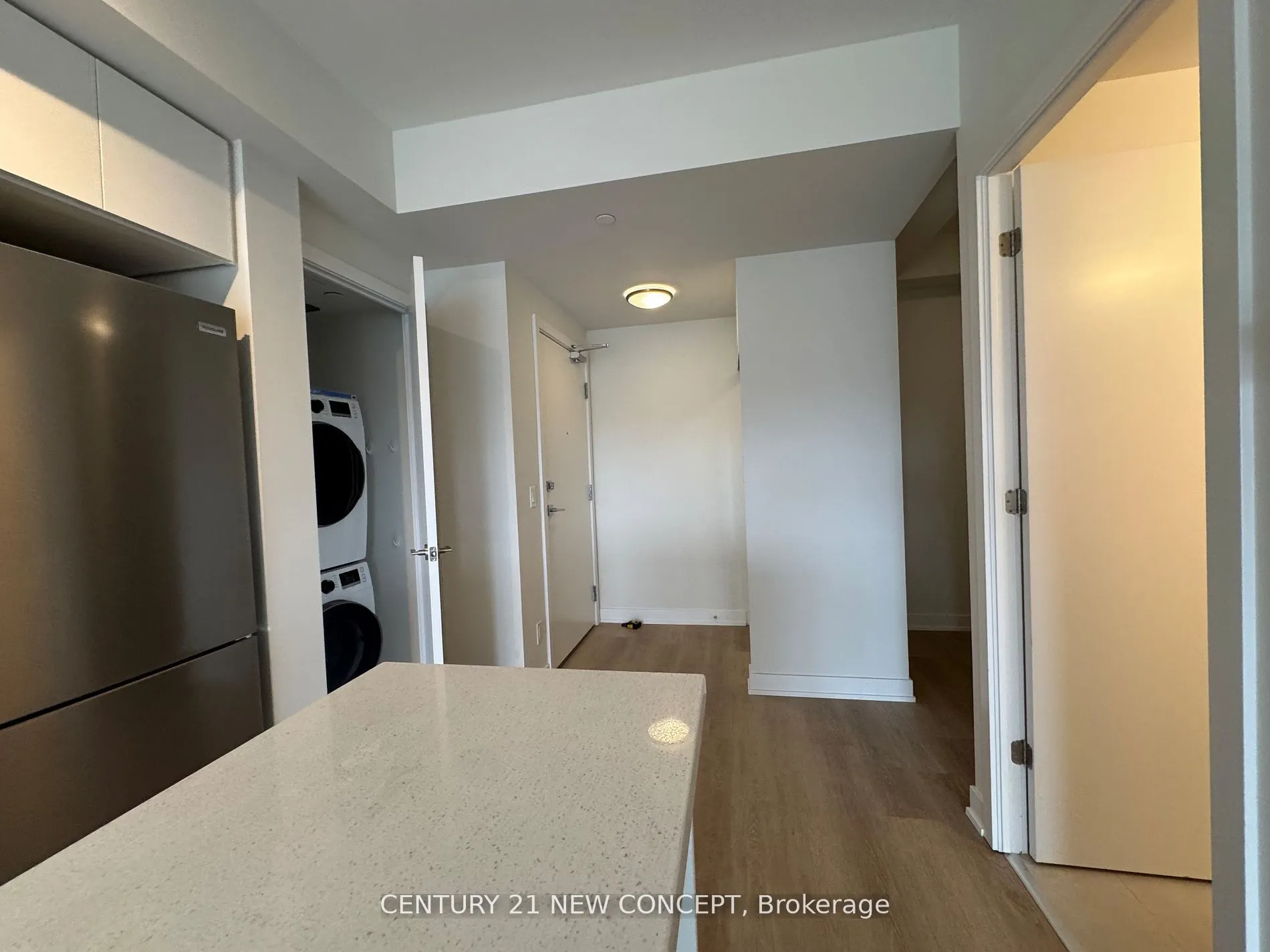 15 ELLERSLIE Avenue, #2107