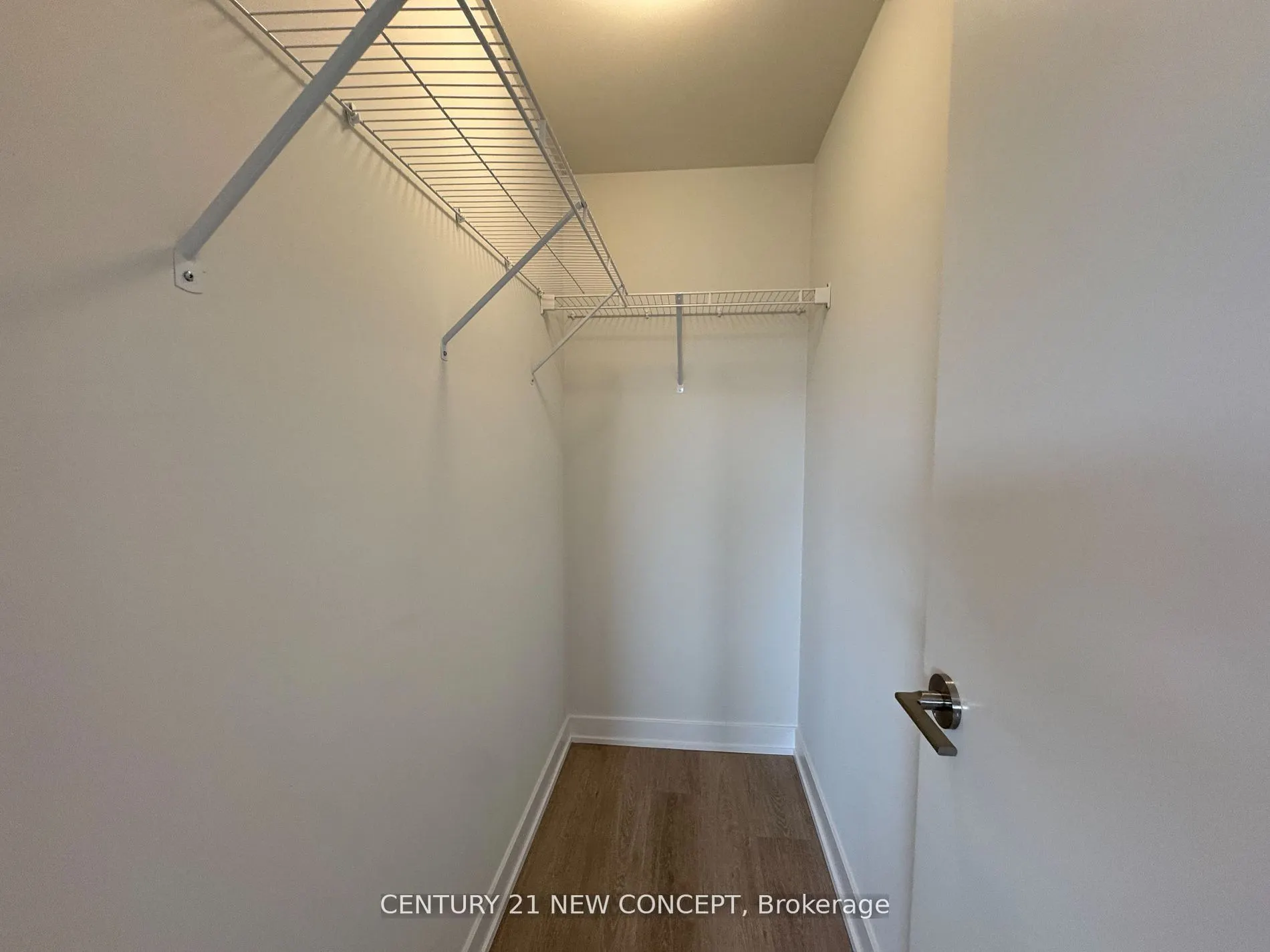 15 ELLERSLIE Avenue, #2107