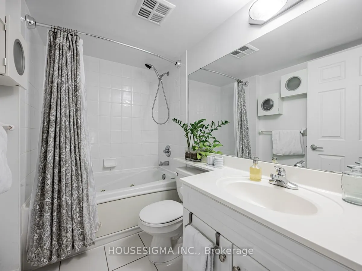 19 Barberry Place E, #505