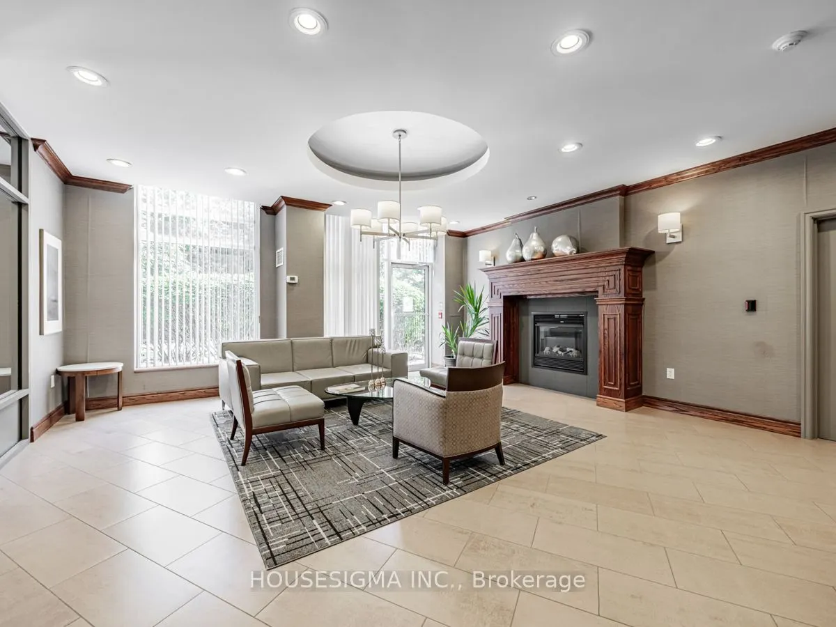 19 Barberry Place E, #505