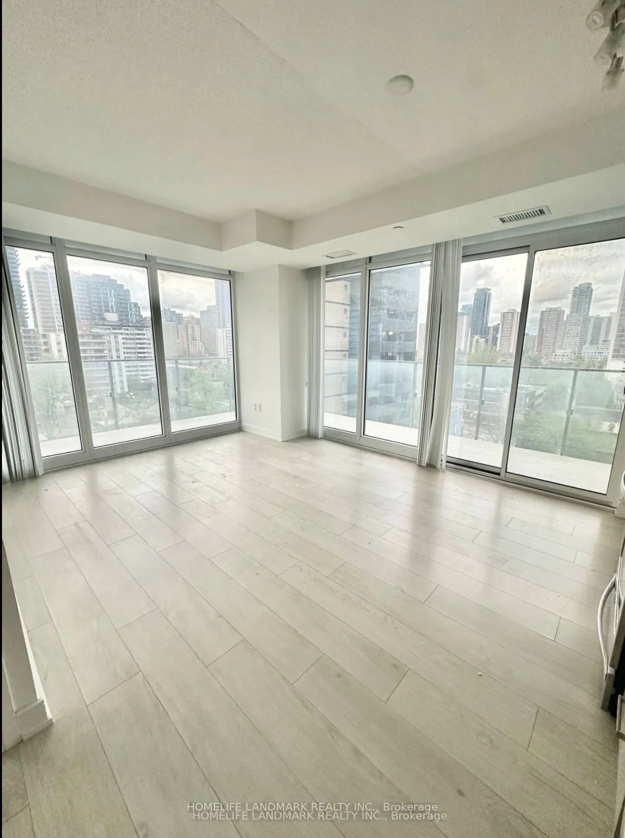 50 Wellesley Street E, #1104
