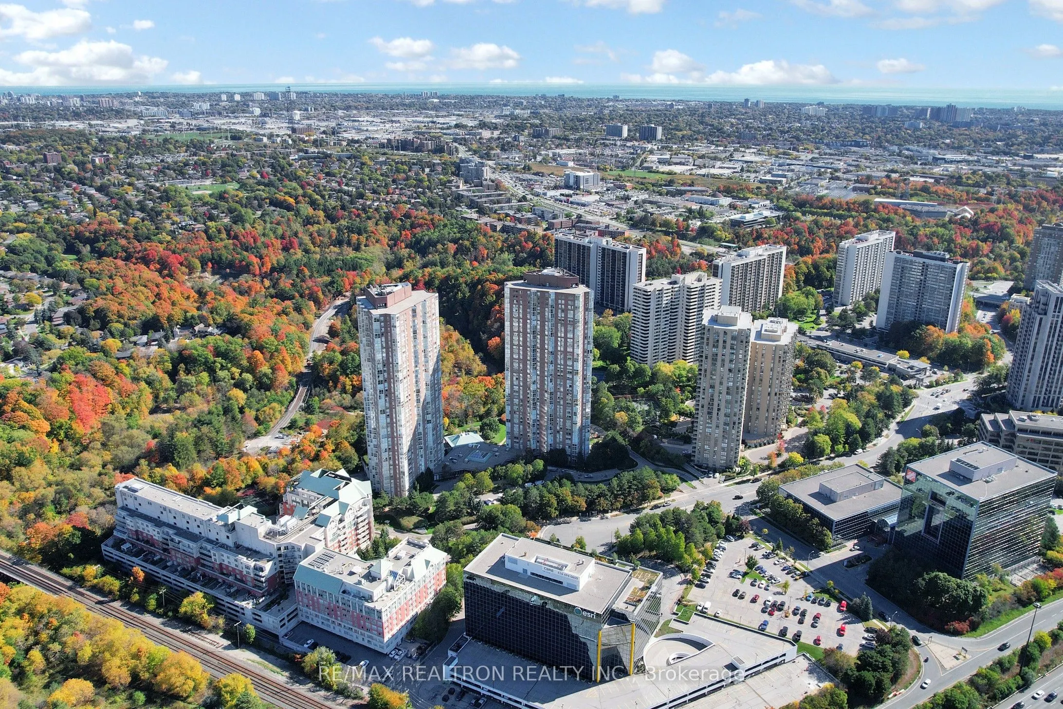 5 Concorde Place W, #406
