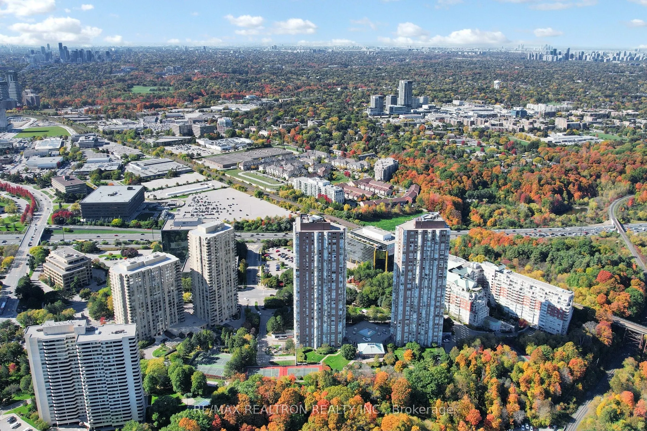 5 Concorde Place W, #406