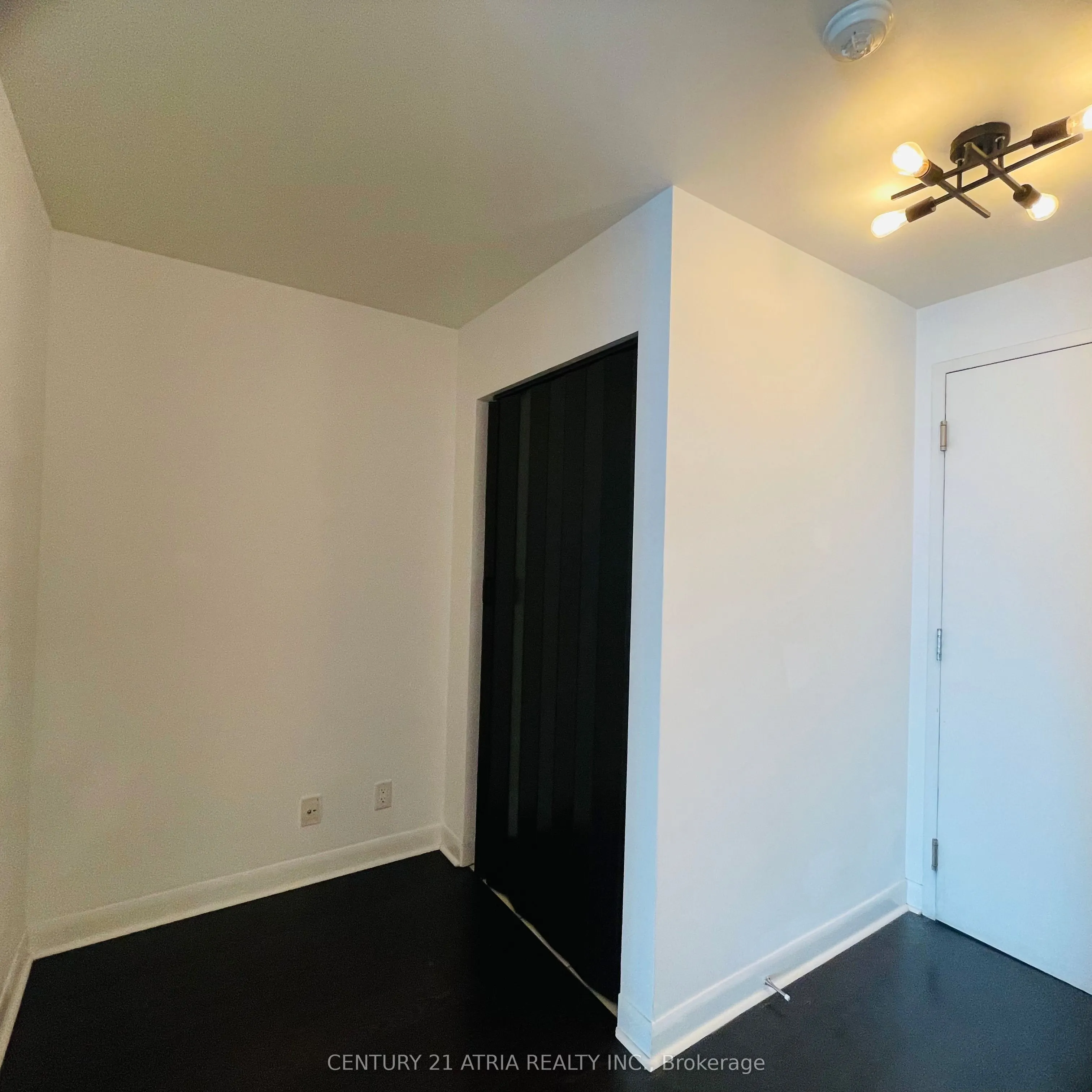 478 King Street W, #706