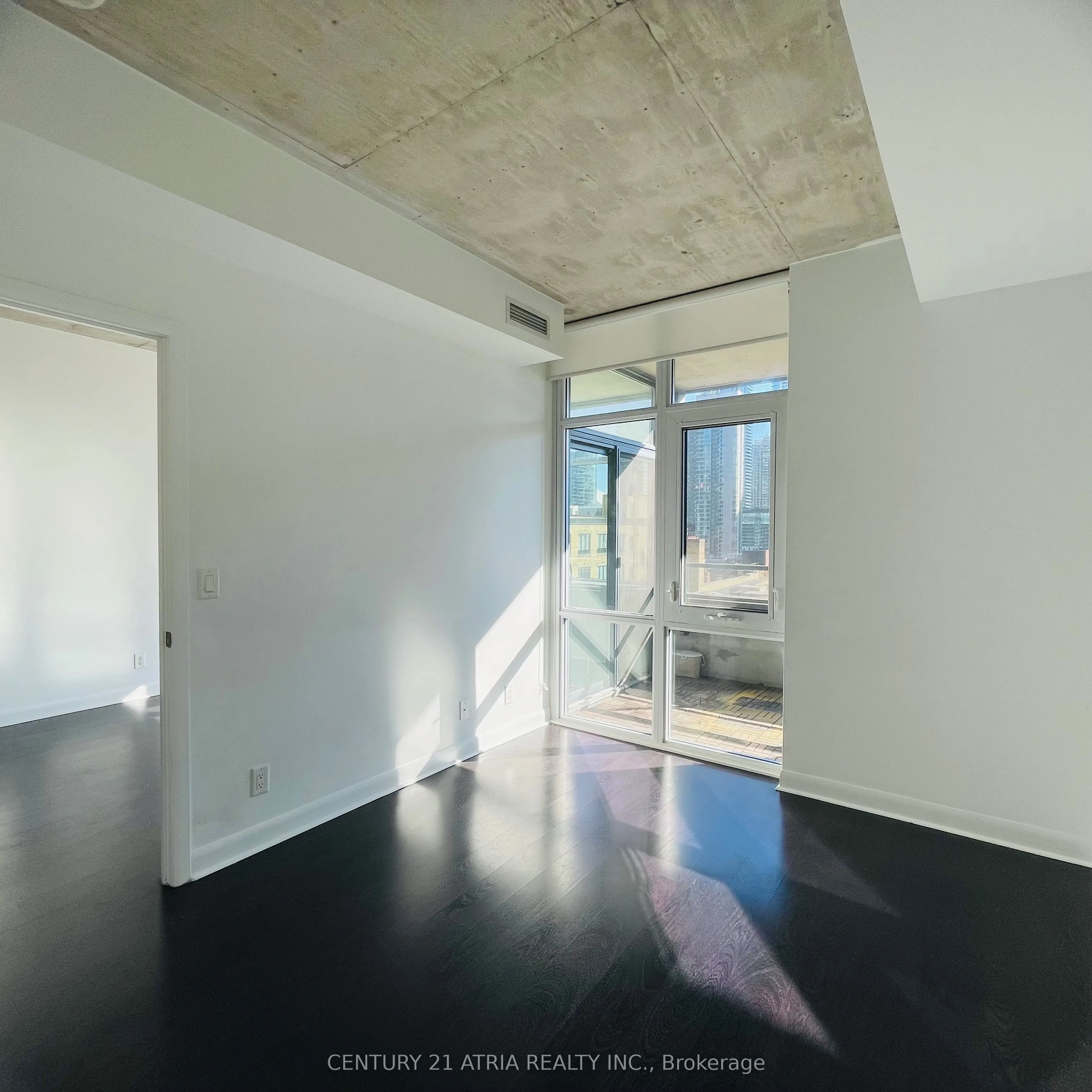 478 King Street W, #706