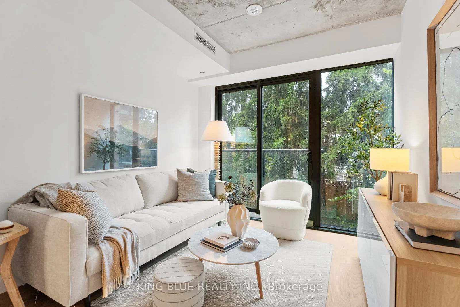 1720 Bayview Avenue E, #216
