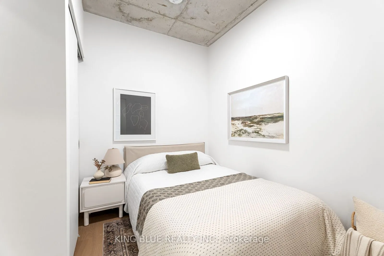 1720 Bayview Avenue E, #216