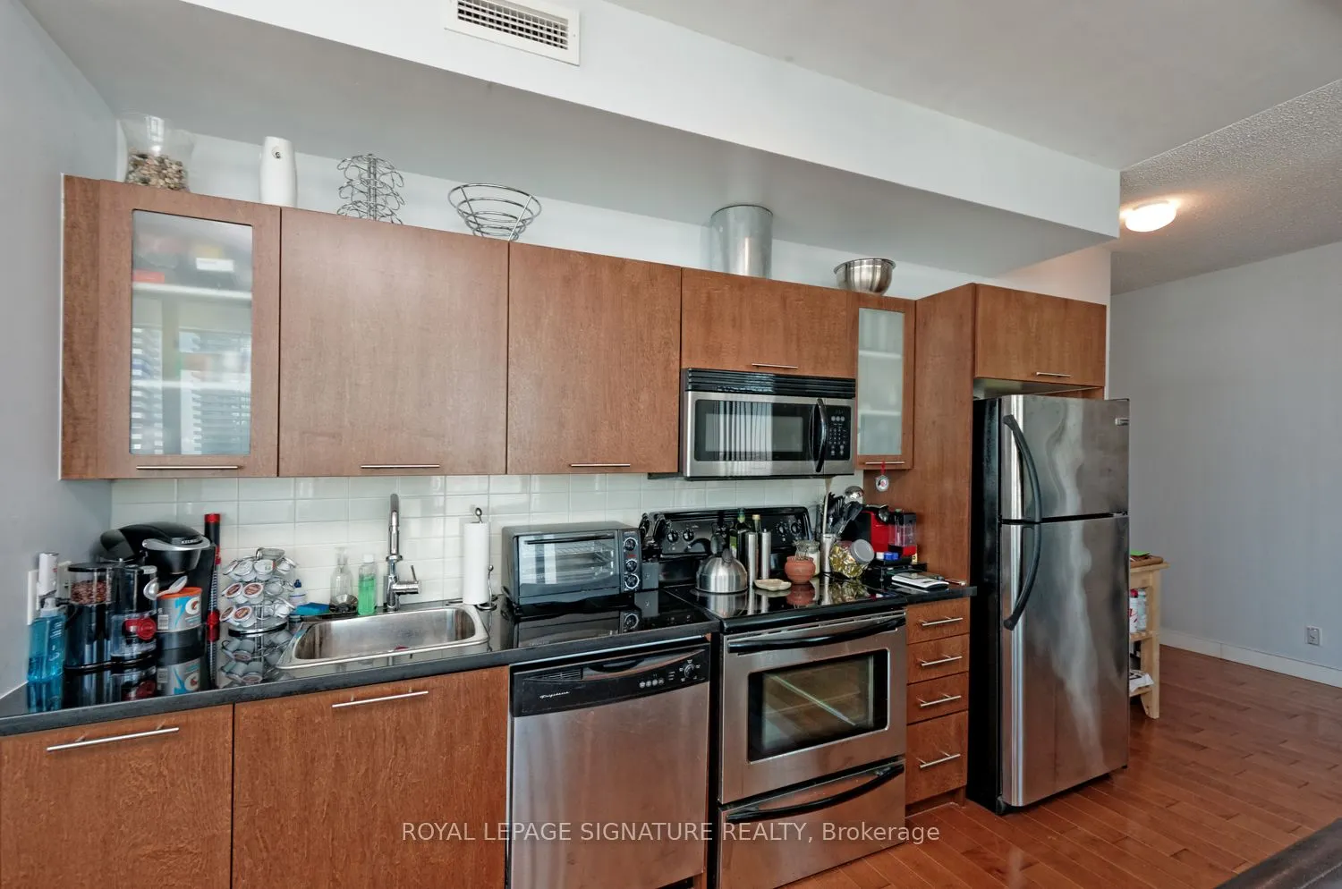 33 Mill Street, #2504