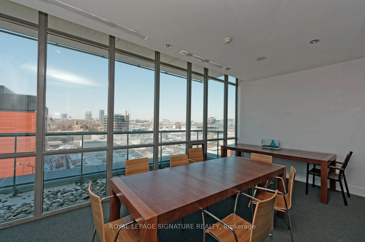 33 Mill Street, #2504