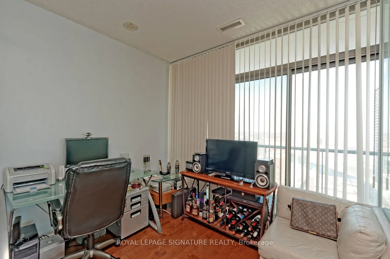 33 Mill Street, #2504