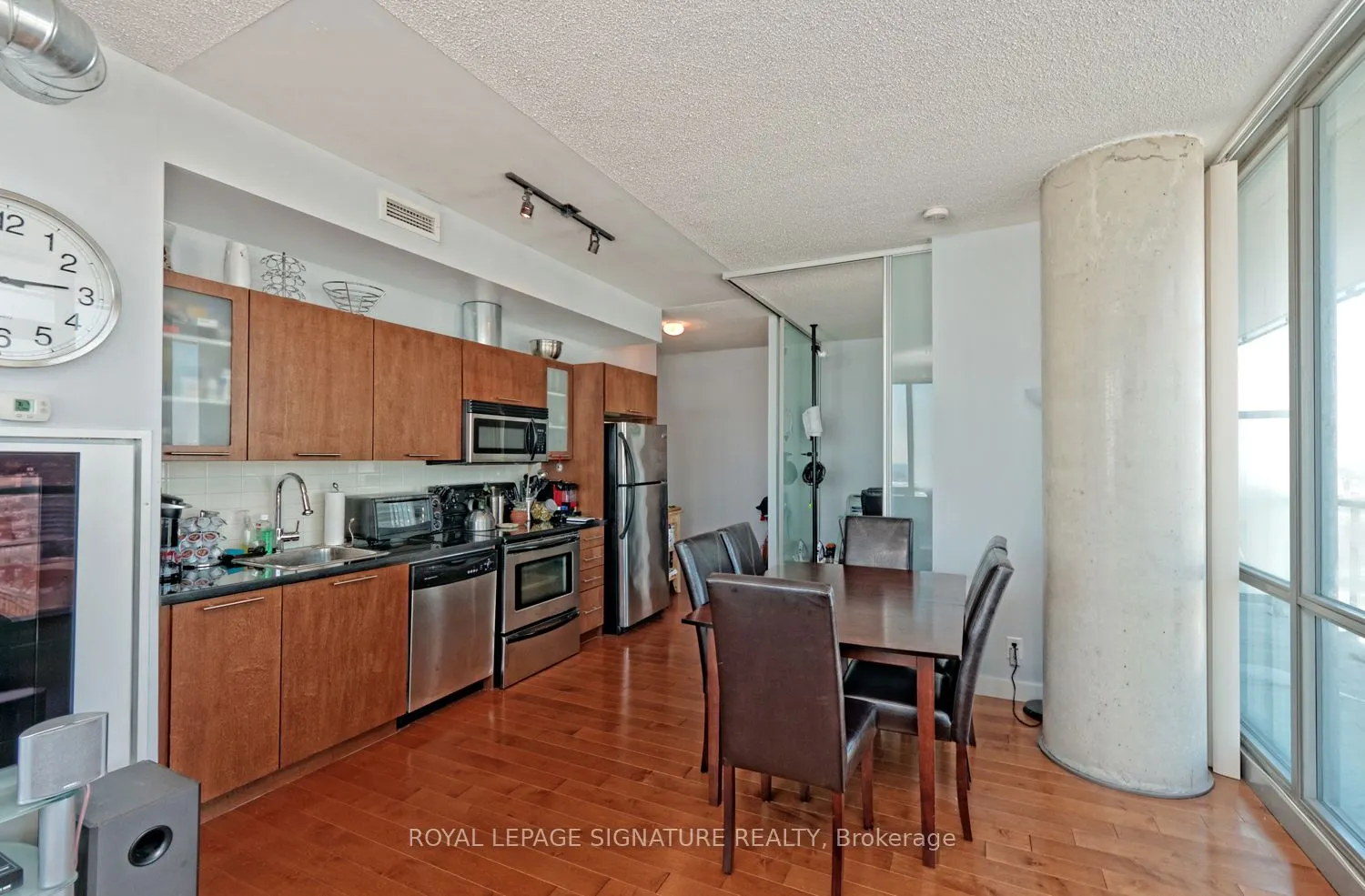 33 Mill Street, #2504