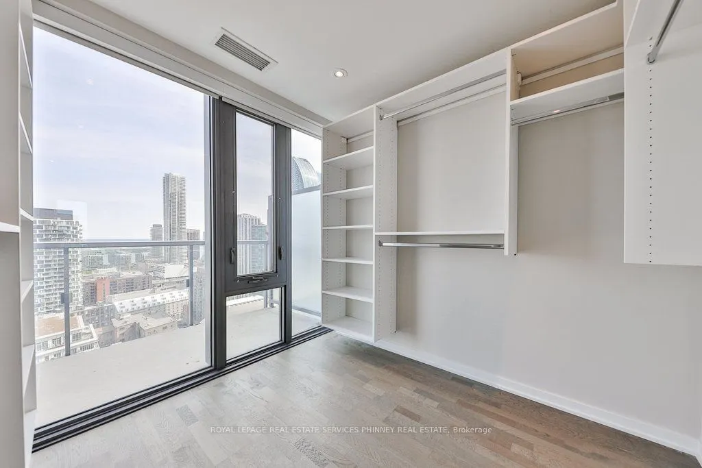 60 Colborne Street, #2501