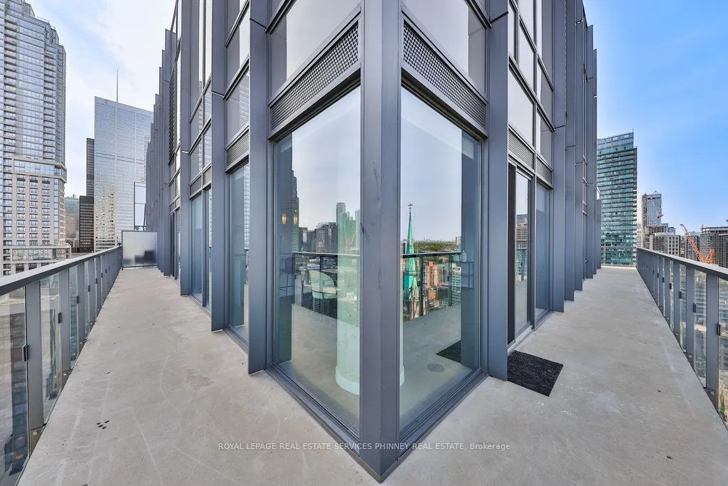 60 Colborne Street, #2501