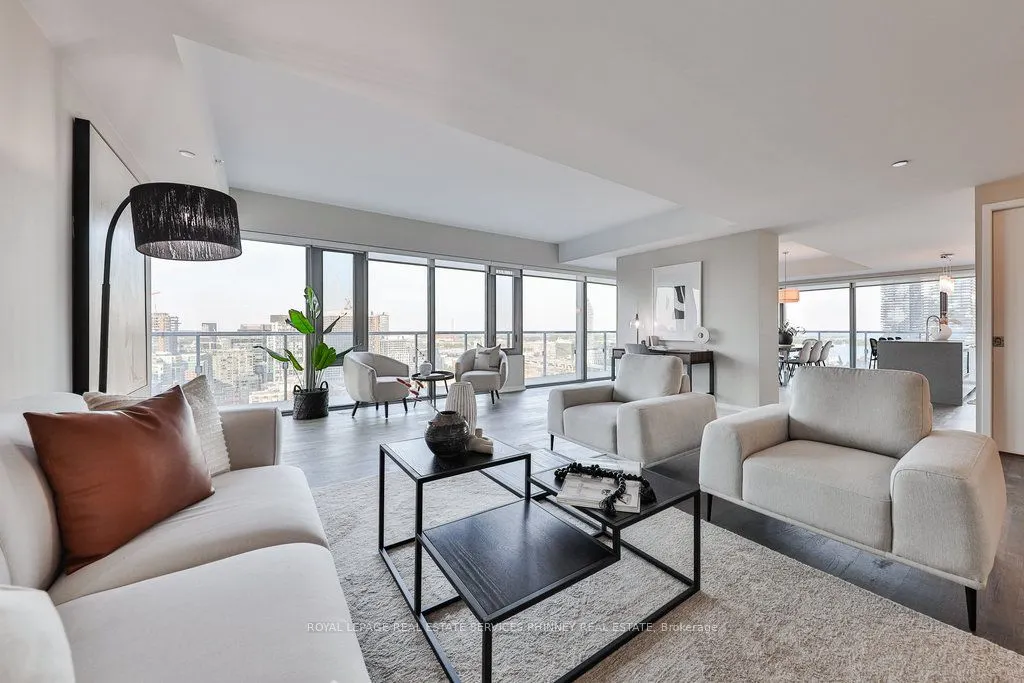 60 Colborne Street, #2501