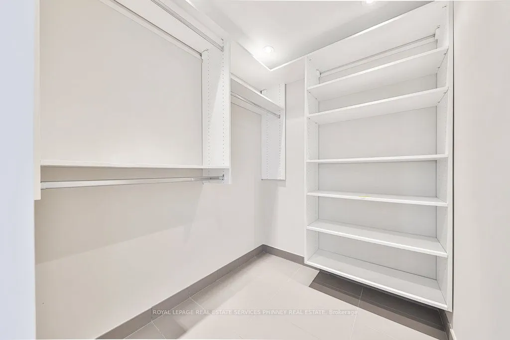60 Colborne Street, #2501