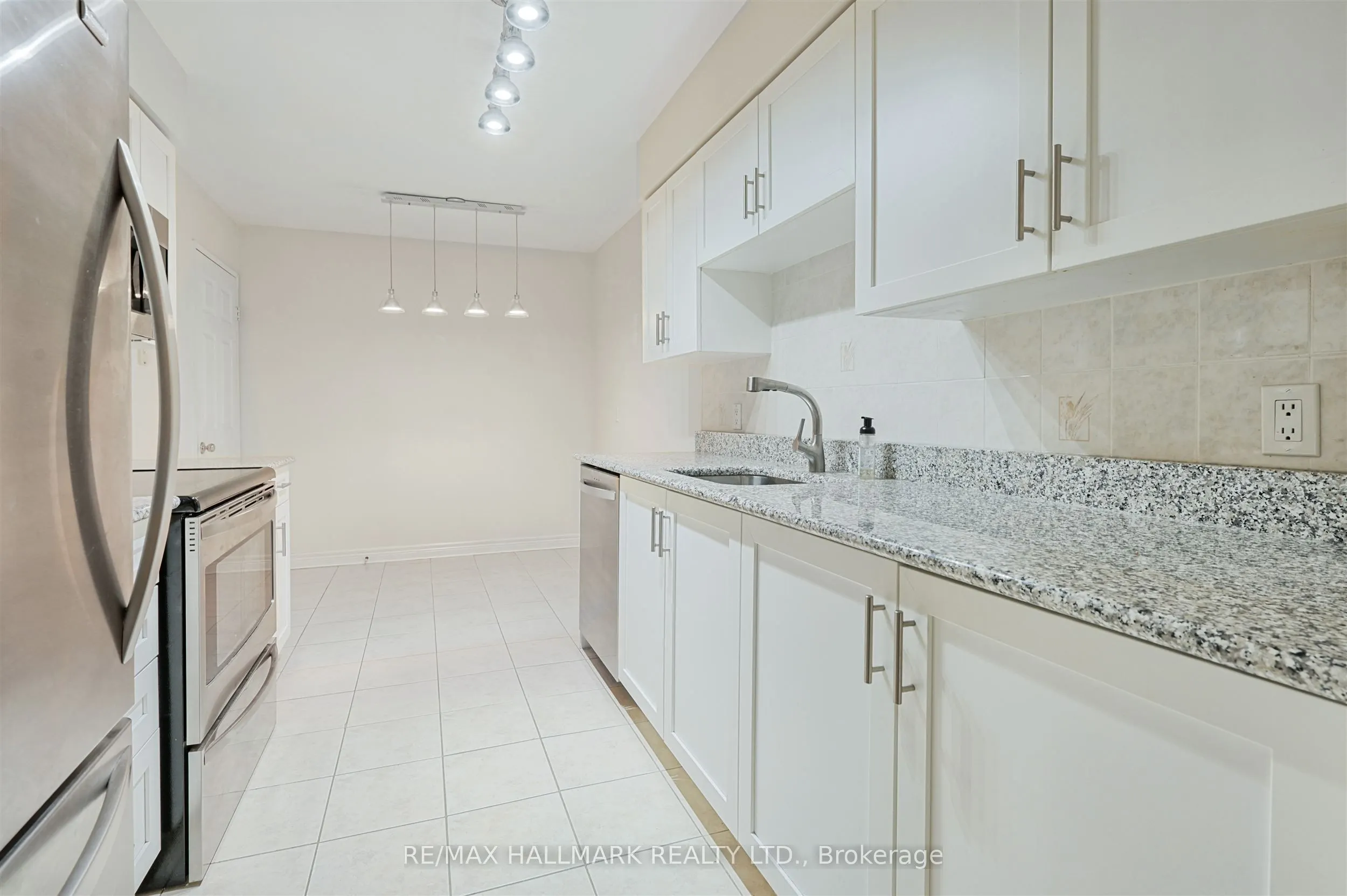 35 Merton Street, #511