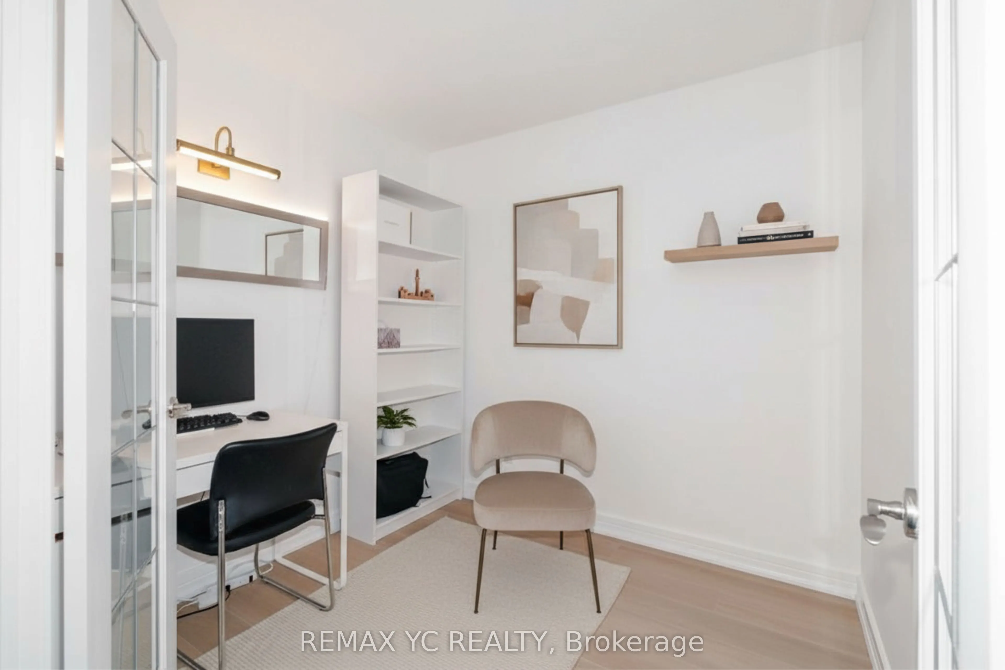 16 Harrison Garden Boulevard, #2612